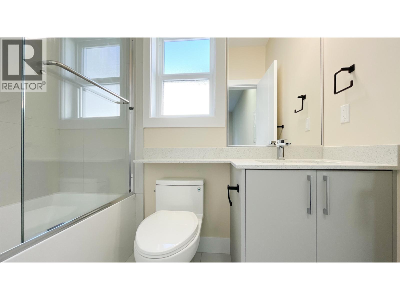5169 57 Street Property Photo 35