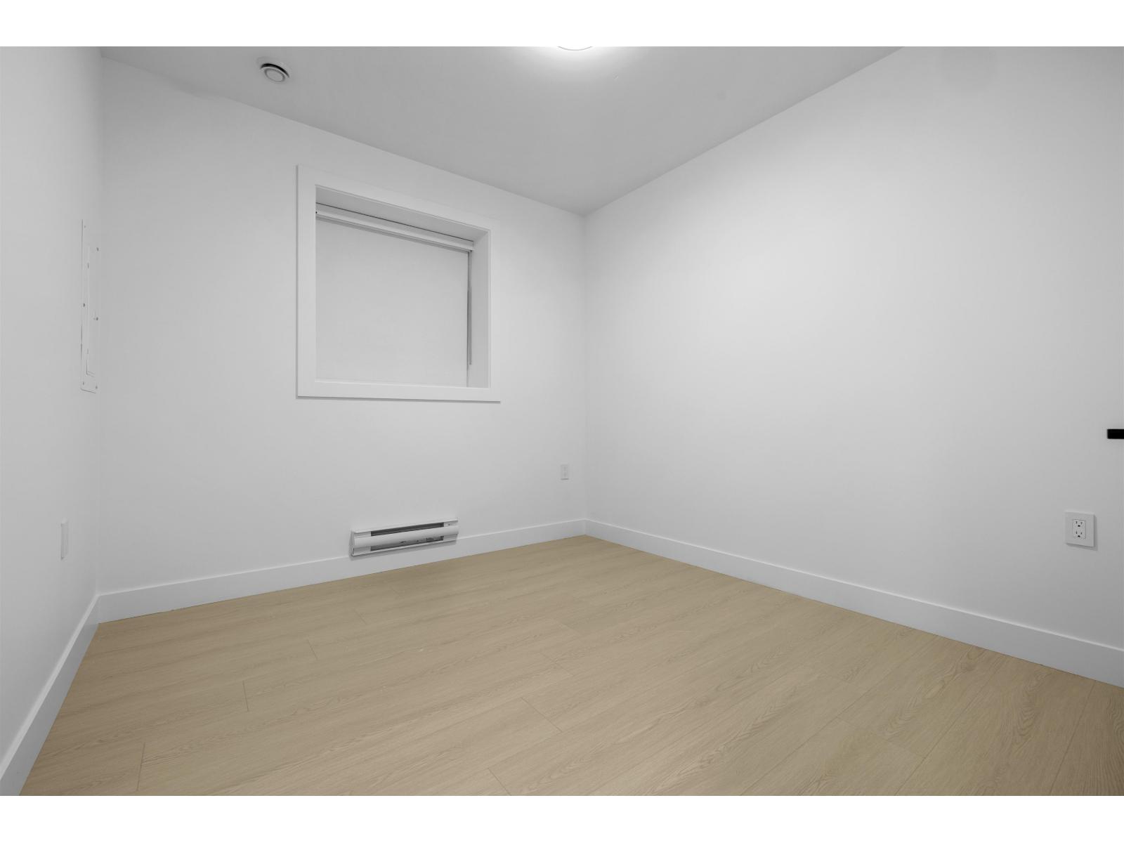 16473 20 Avenue Property Photo 29