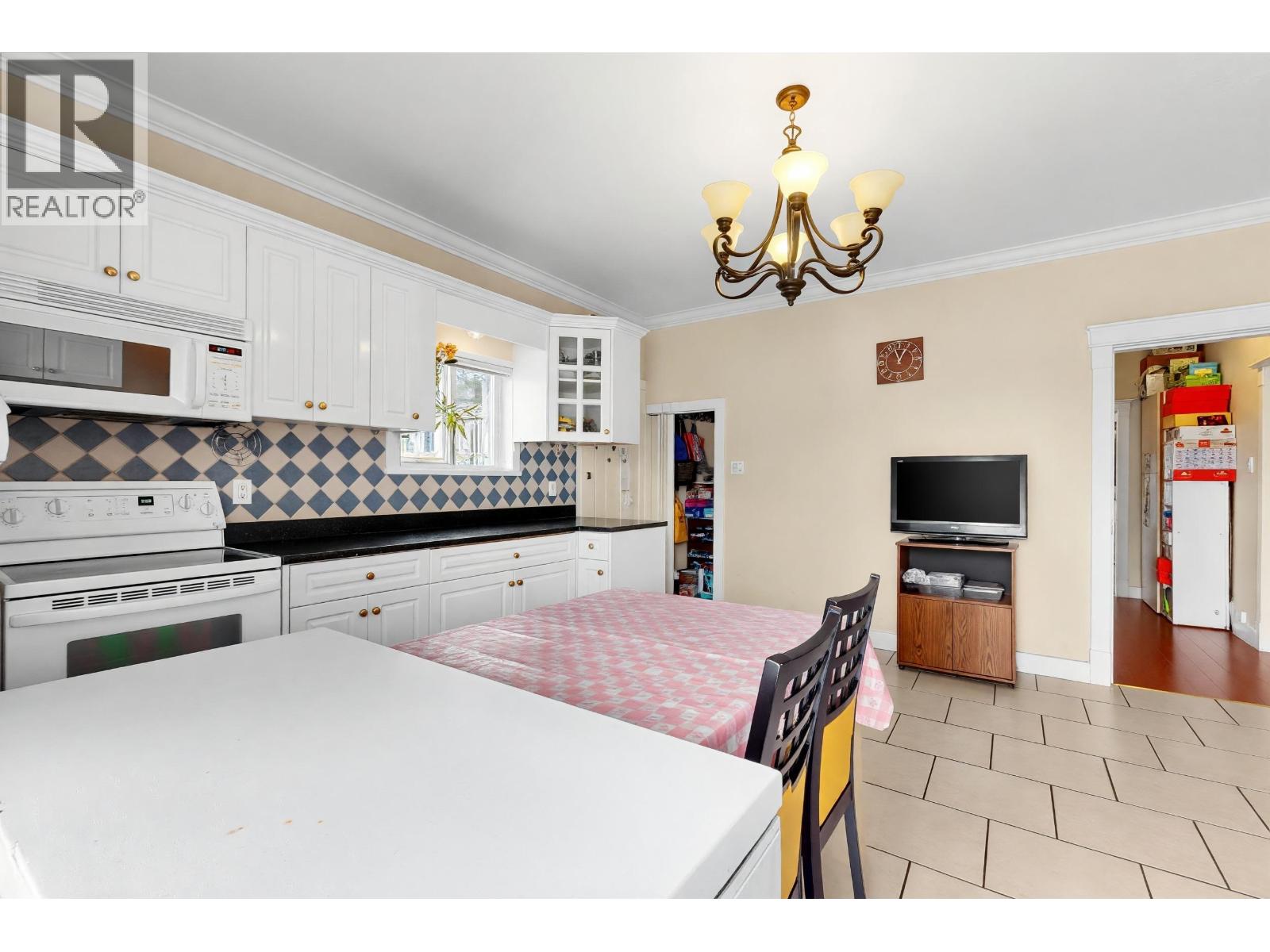 7320 Imperial Street Property Photo 11