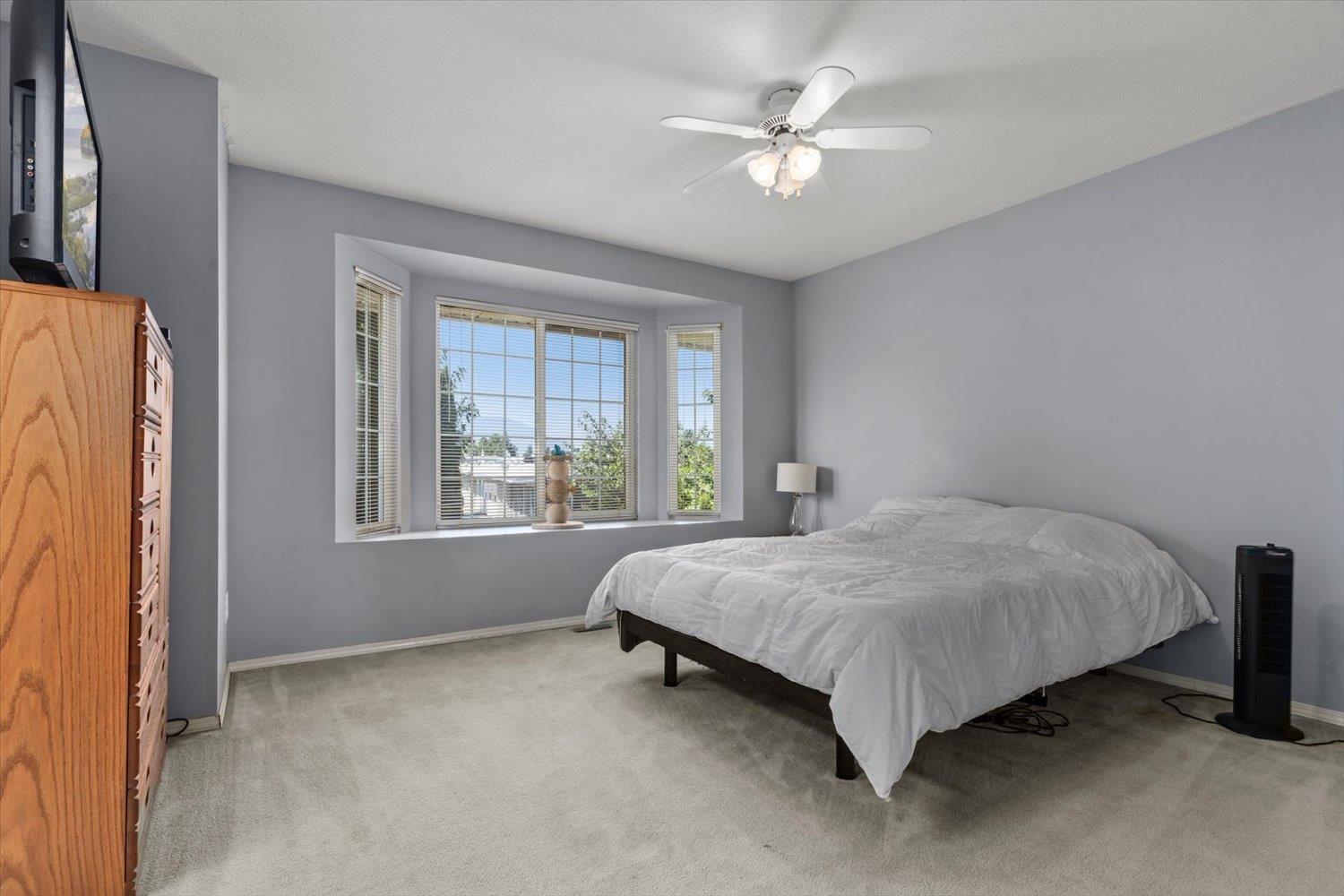 6045 Glenroy Drive Property Photo 21