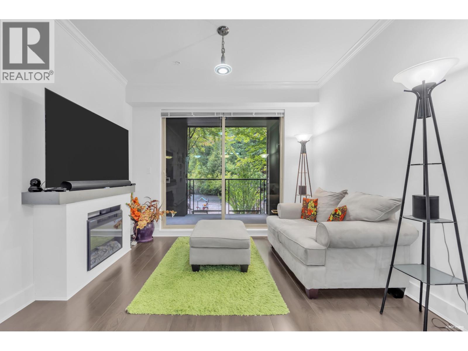 203 7418 Byrnepark Walk Property Photo 2
