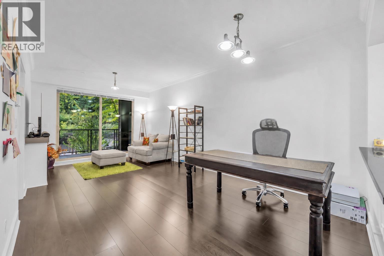 203 7418 Byrnepark Walk Property Photo 4