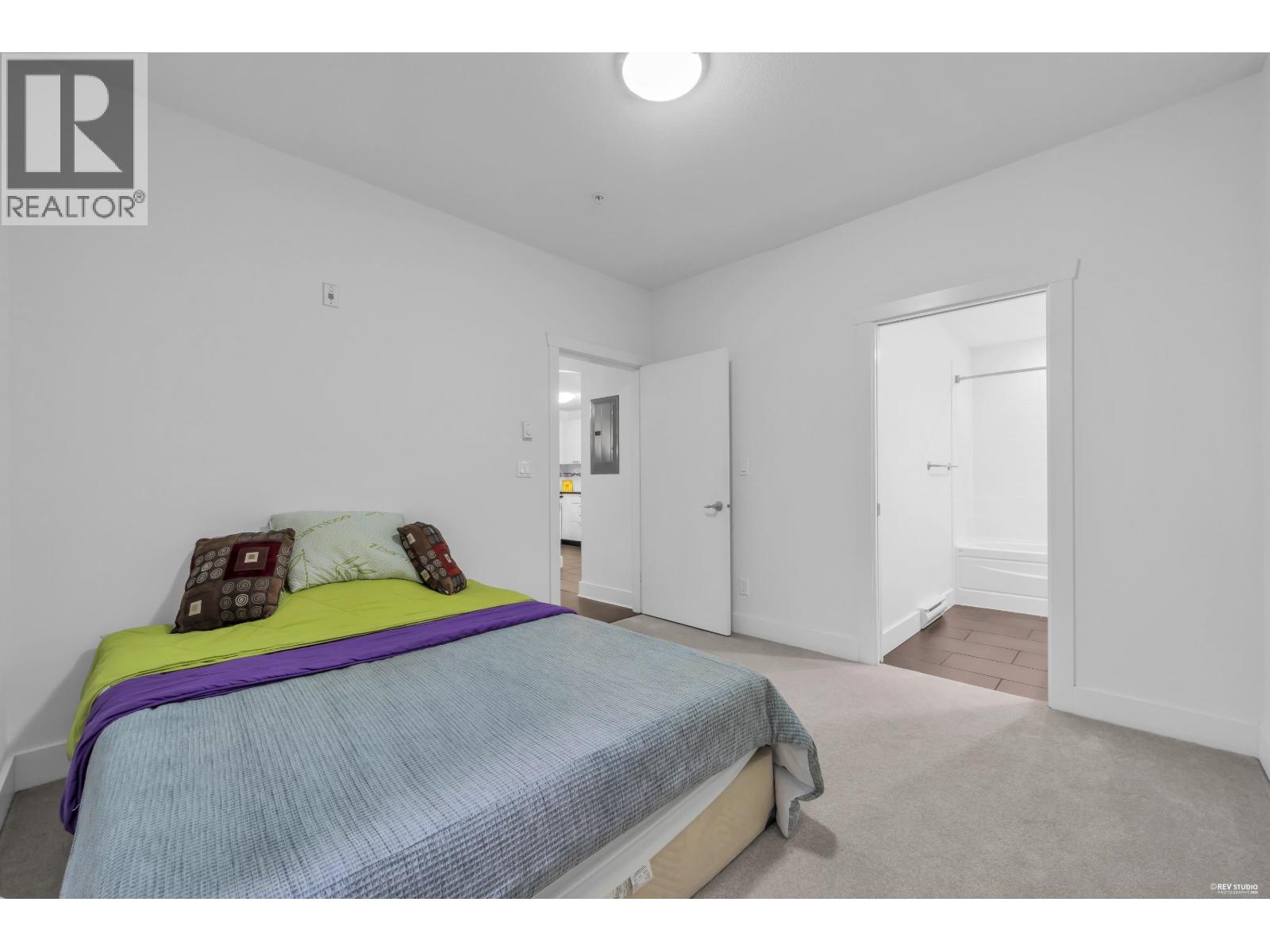 203 7418 Byrnepark Walk Property Photo 12