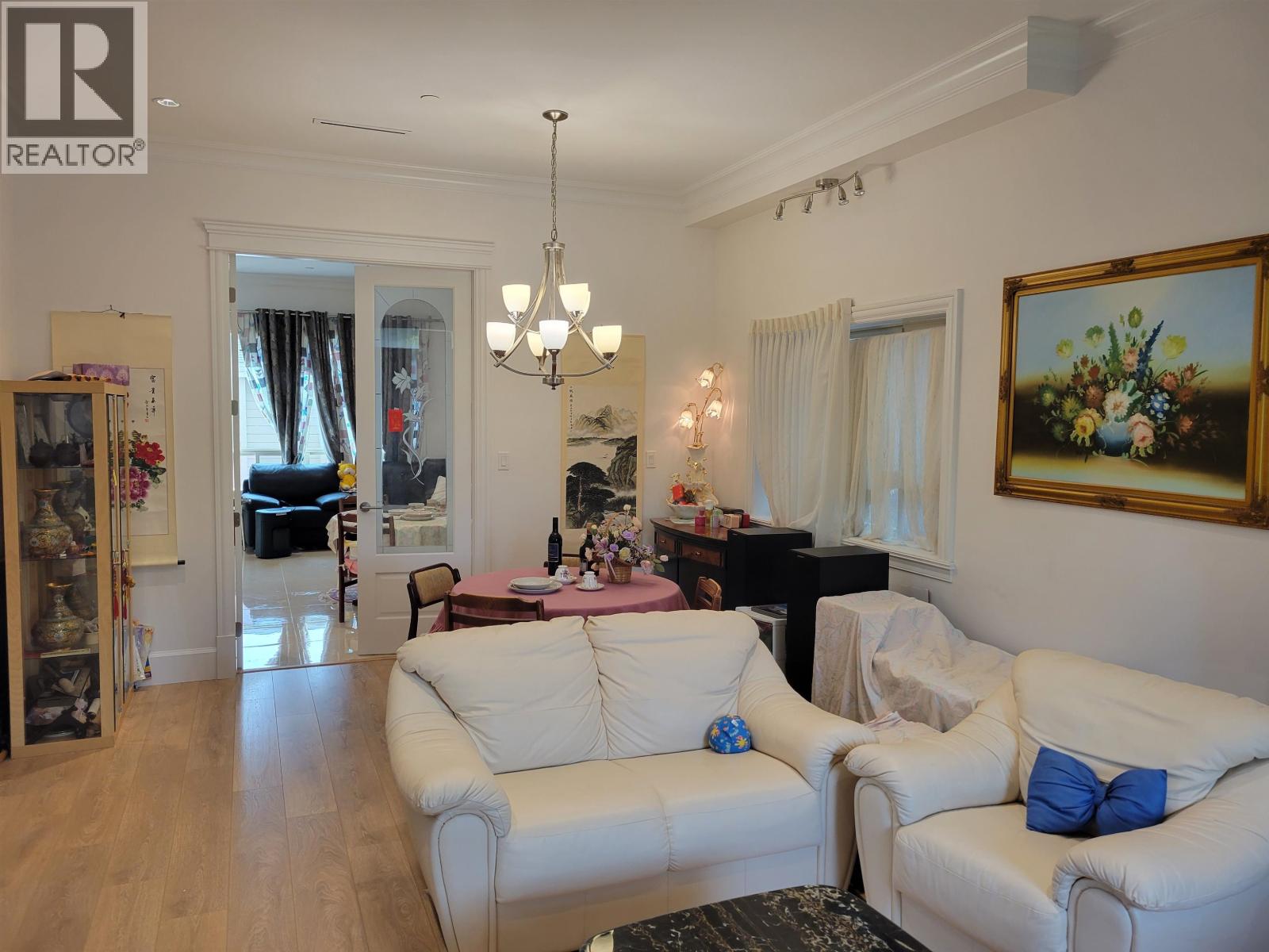 2962 Kitchener Street Property Photo 5