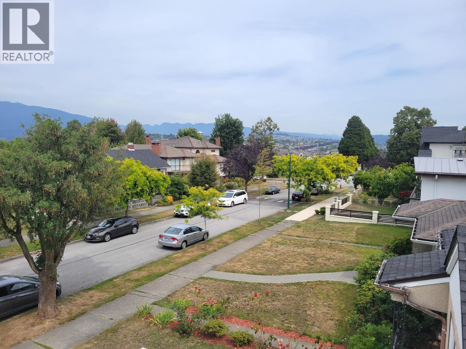 2962 Kitchener Street Property Photo 12