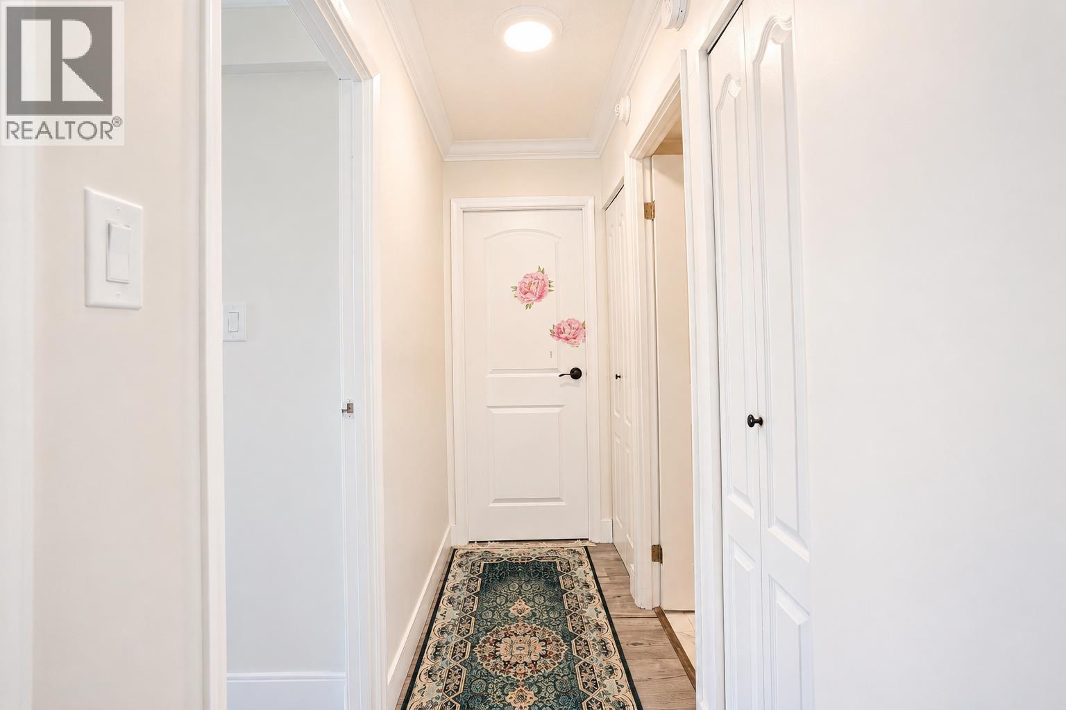 1701 3755 Bartlett Court Property Photo 2