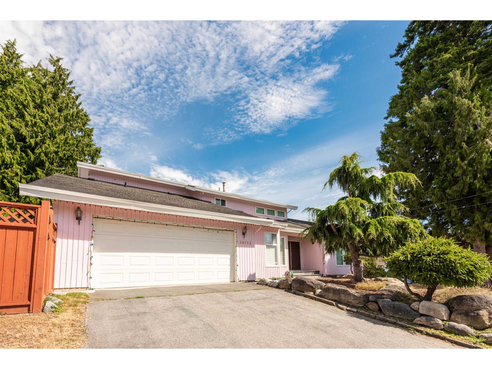 16111 10 Avenue Property Photo 1