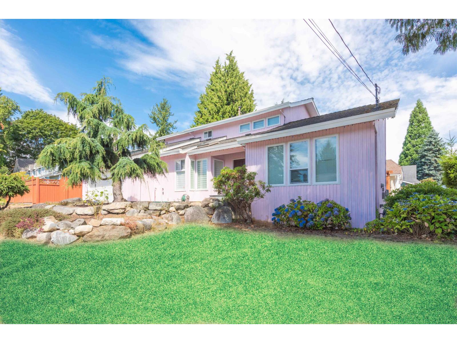 16111 10 Avenue Property Photo 3