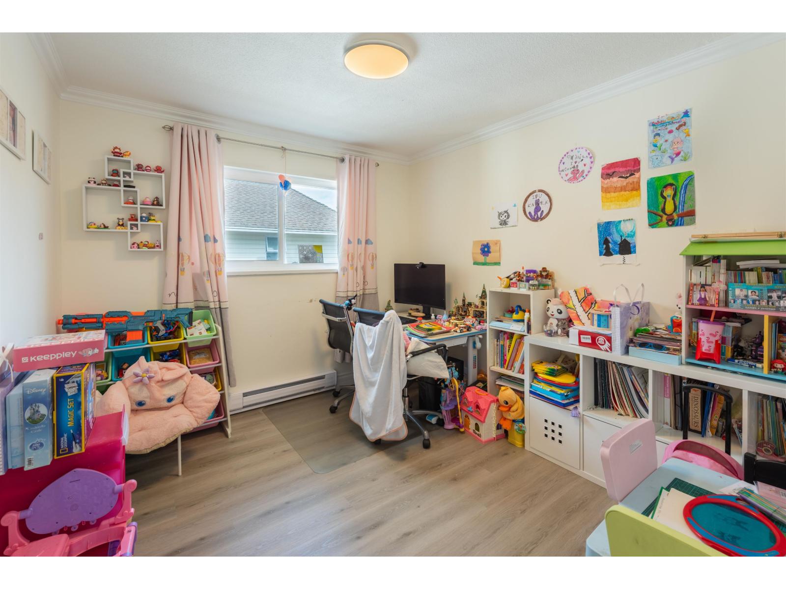 16111 10 Avenue Property Photo 16