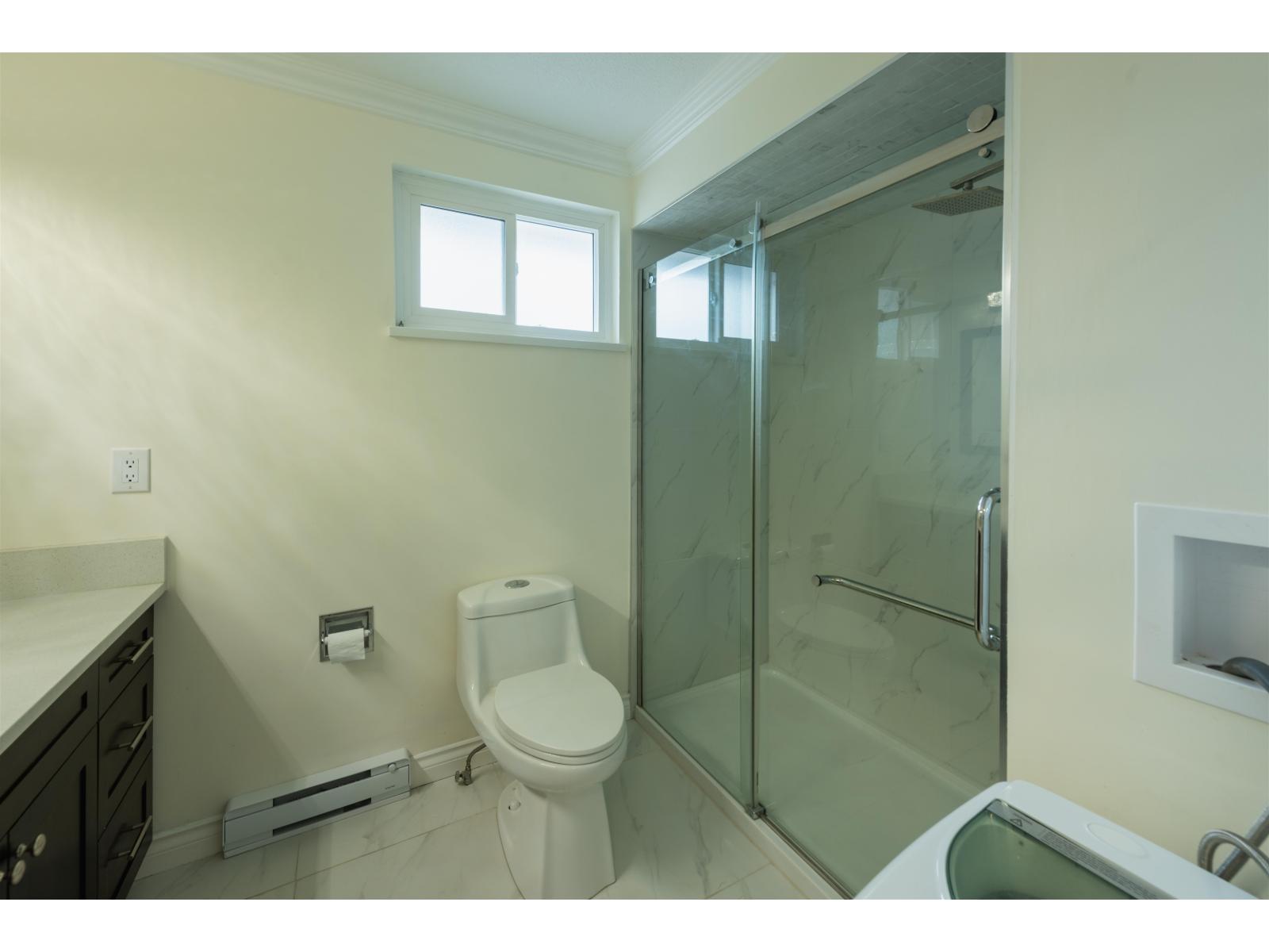 16111 10 Avenue Property Photo 17