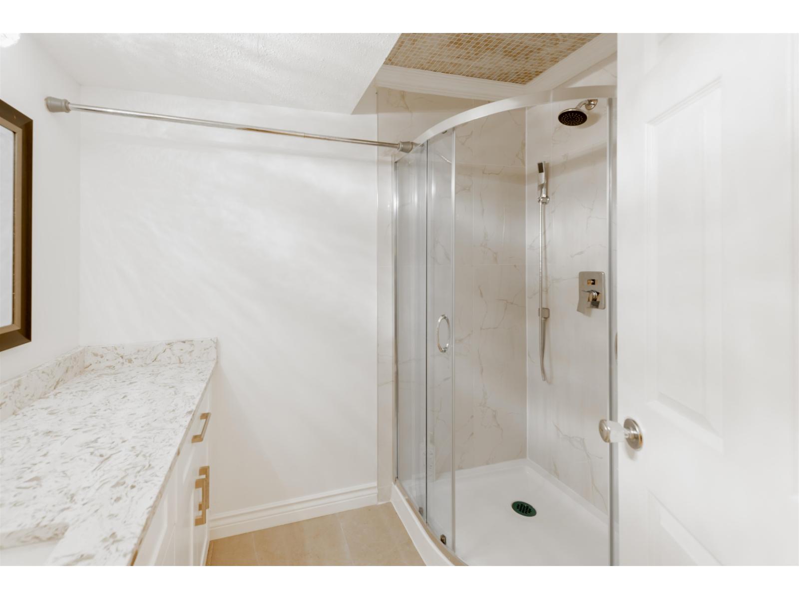 16111 10 Avenue Property Photo 22
