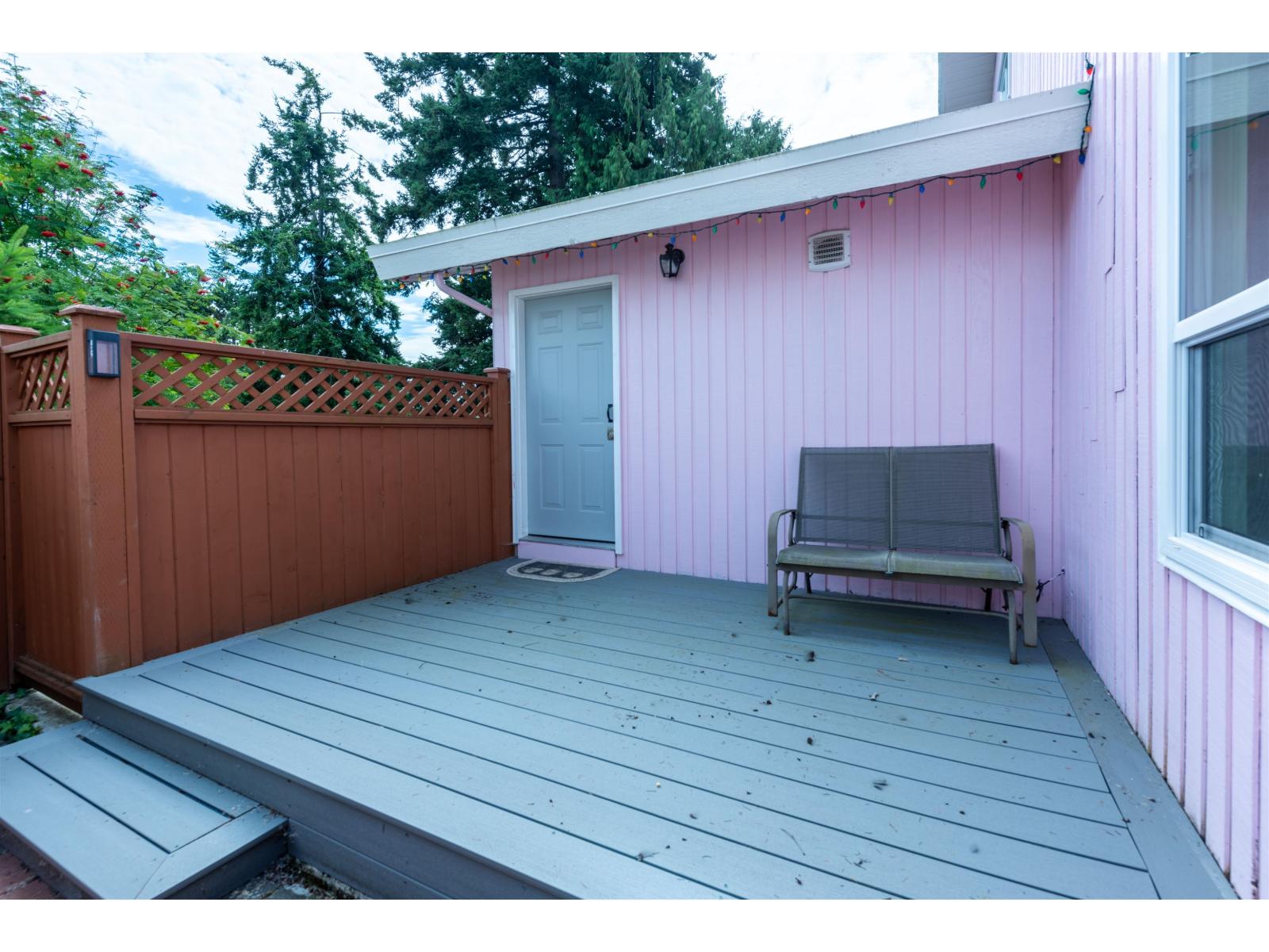 16111 10 Avenue Property Photo 25