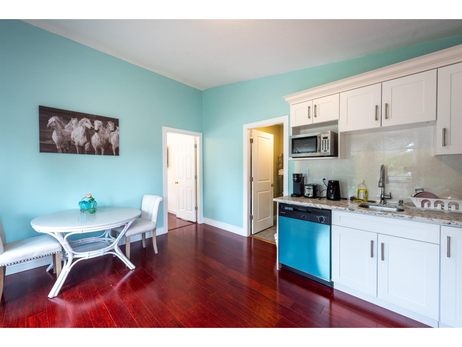 16111 10 Avenue Property Photo 26