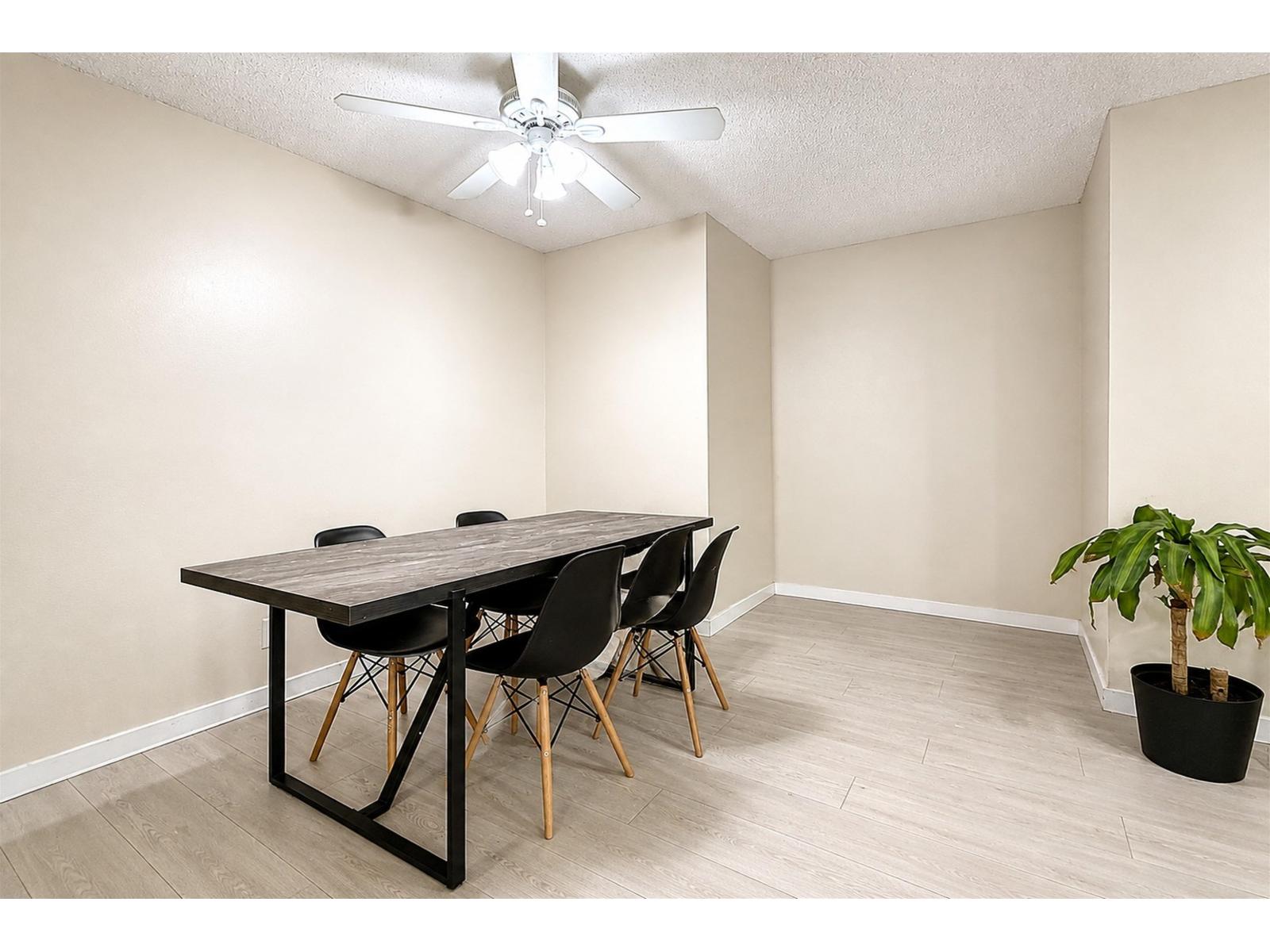 306 10560 154 Street Property Photo 7