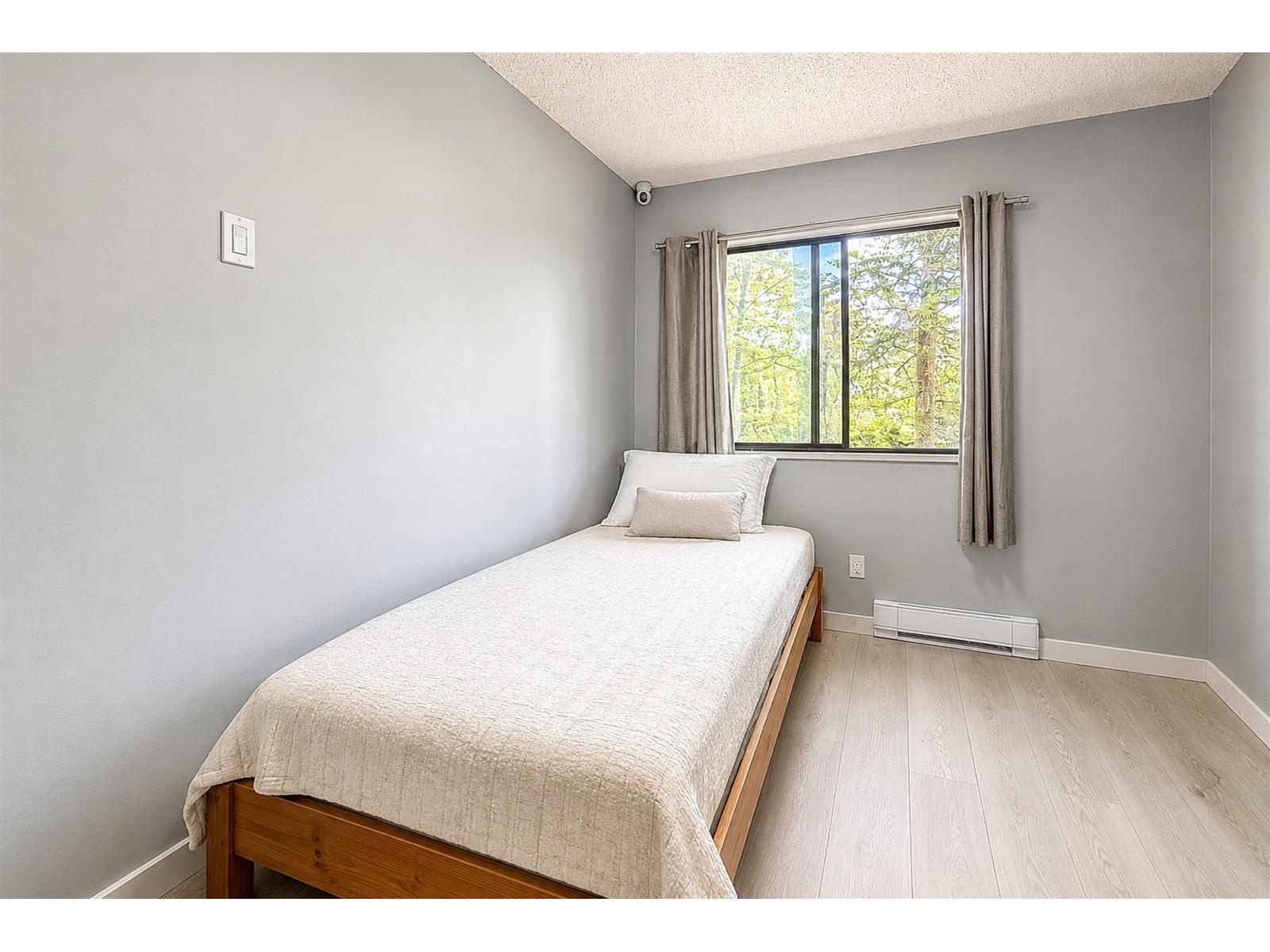 306 10560 154 Street Property Photo 11