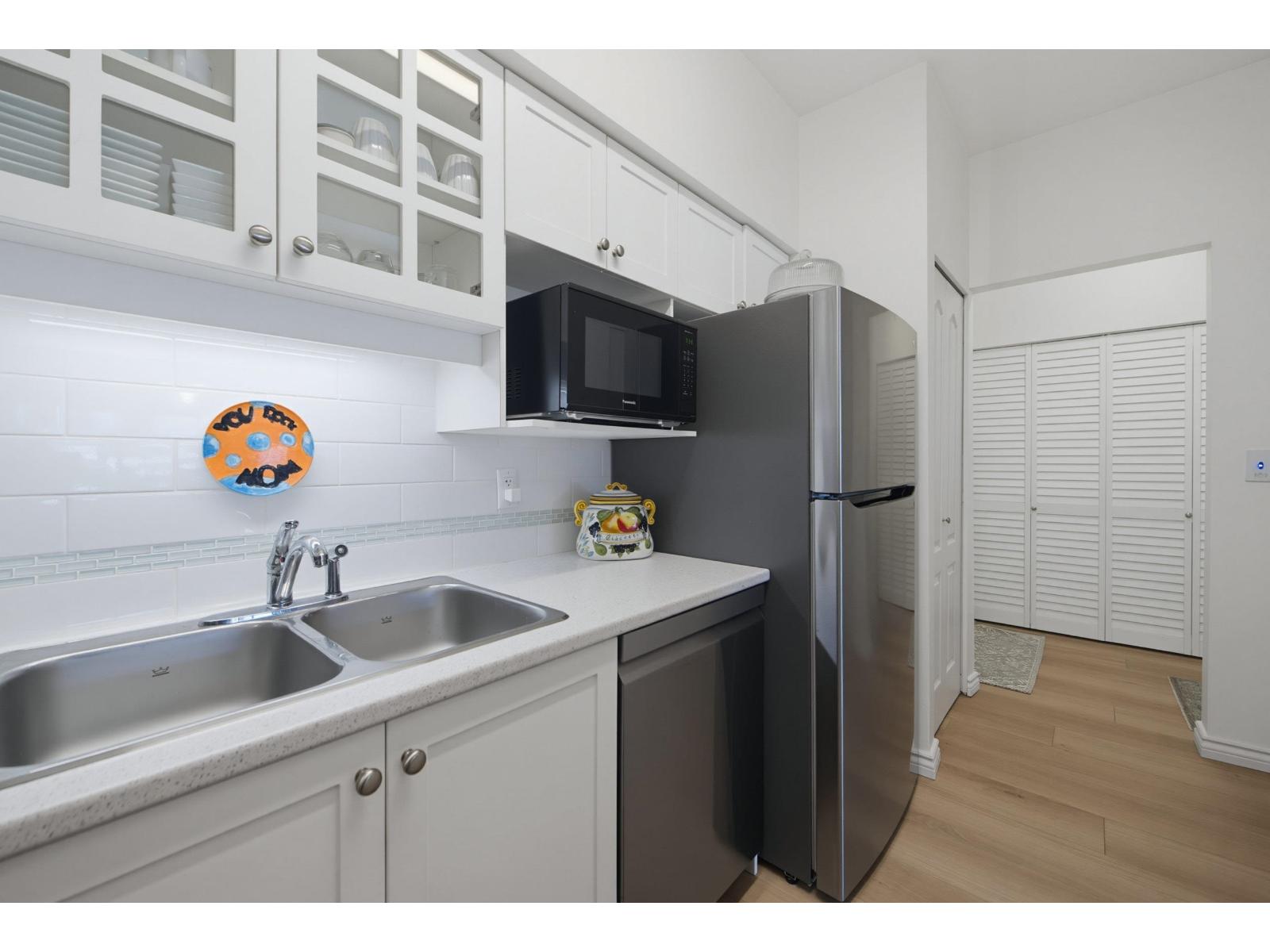 219 13911 70 Avenue Property Photo 10