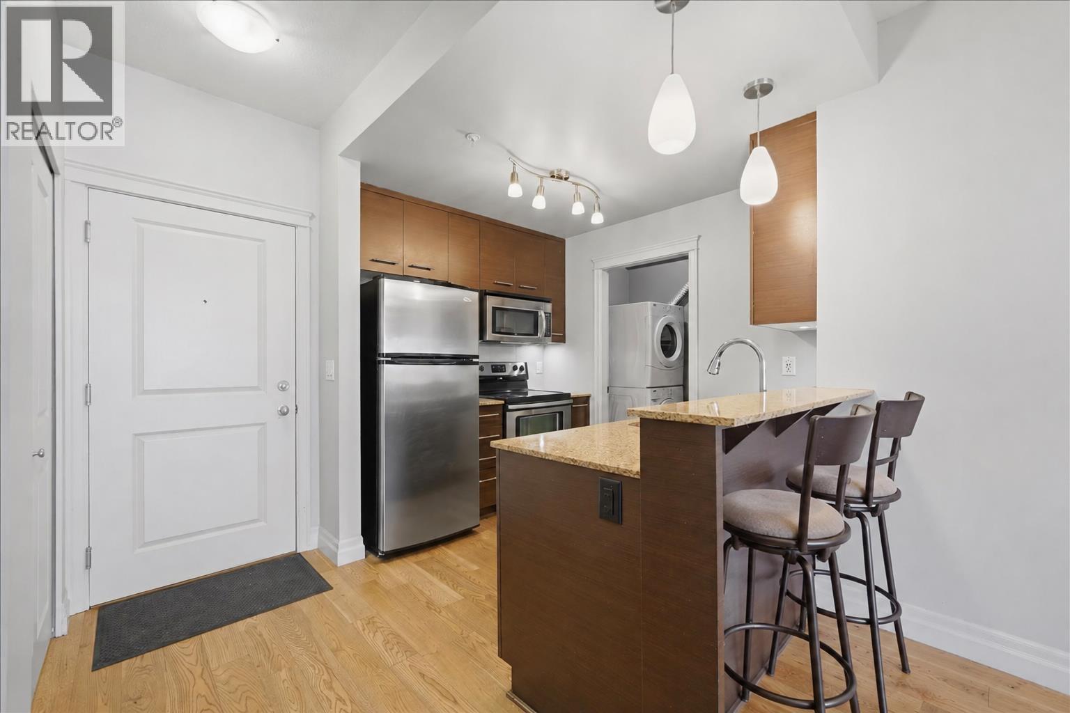 319 2343 Atkins Avenue Property Photo 6