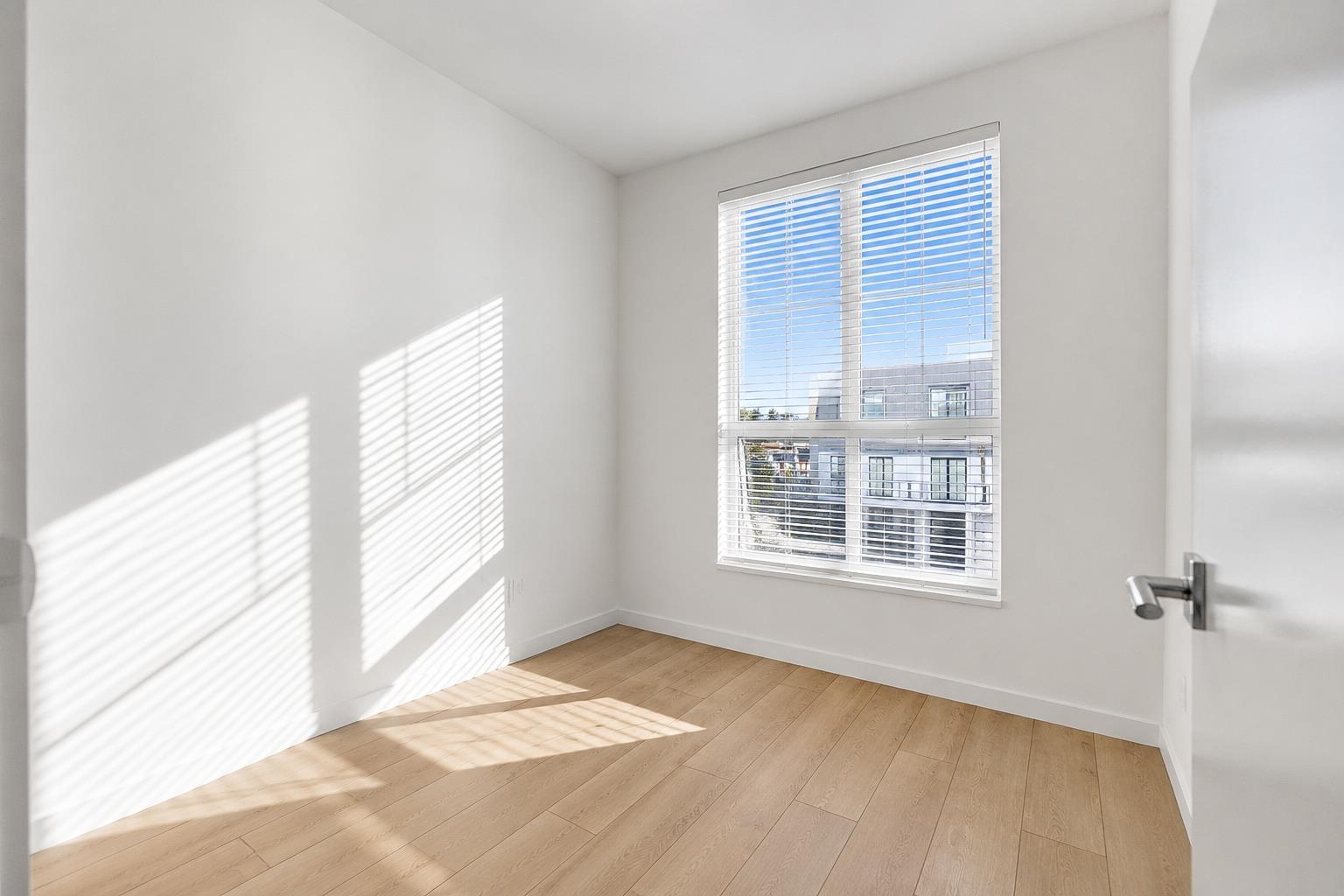 603 8380 200a Street Property Photo 10