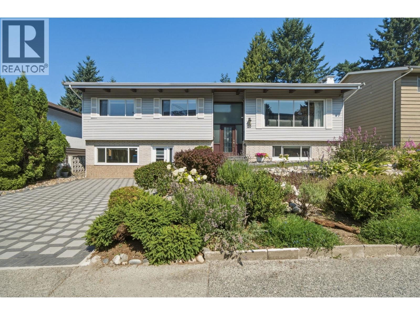 39 MOTT CRESCENT Property Photo 1