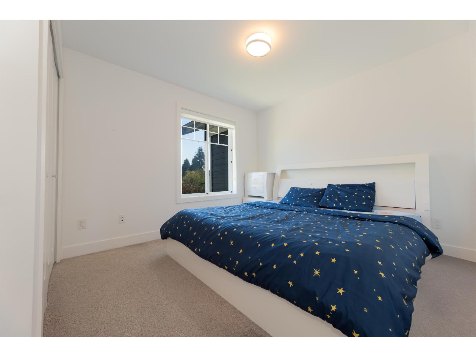 8 7167 116 Street Property Photo 10