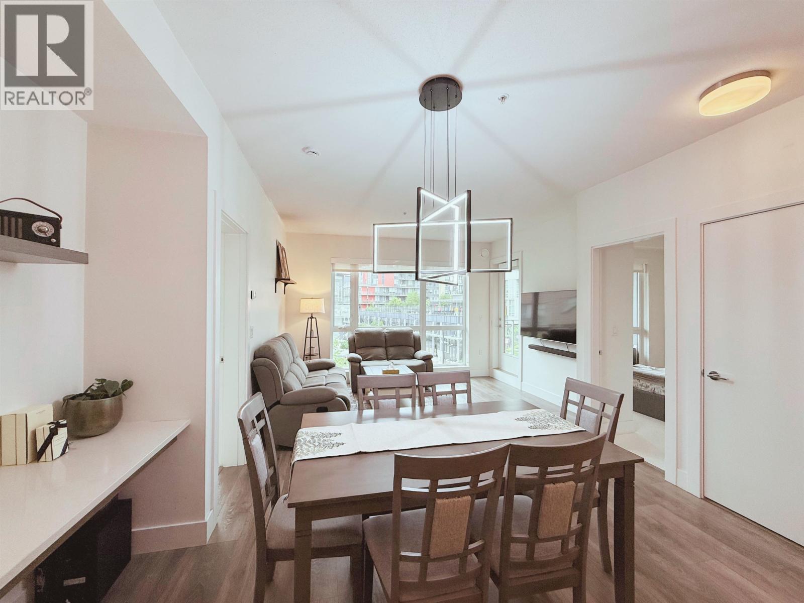 507 8580 River District Crossing Property Photo 3