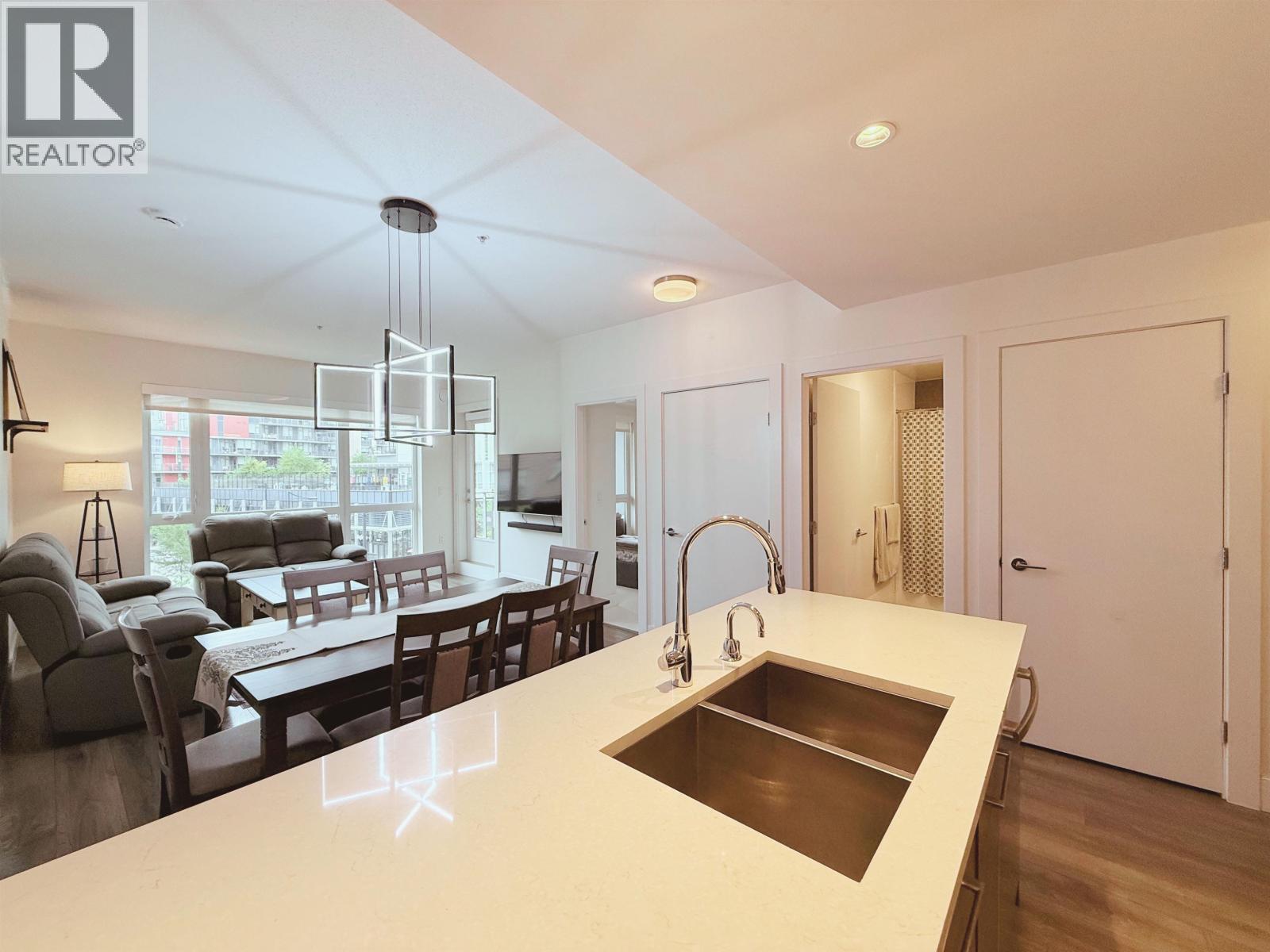 507 8580 River District Crossing Property Photo 4