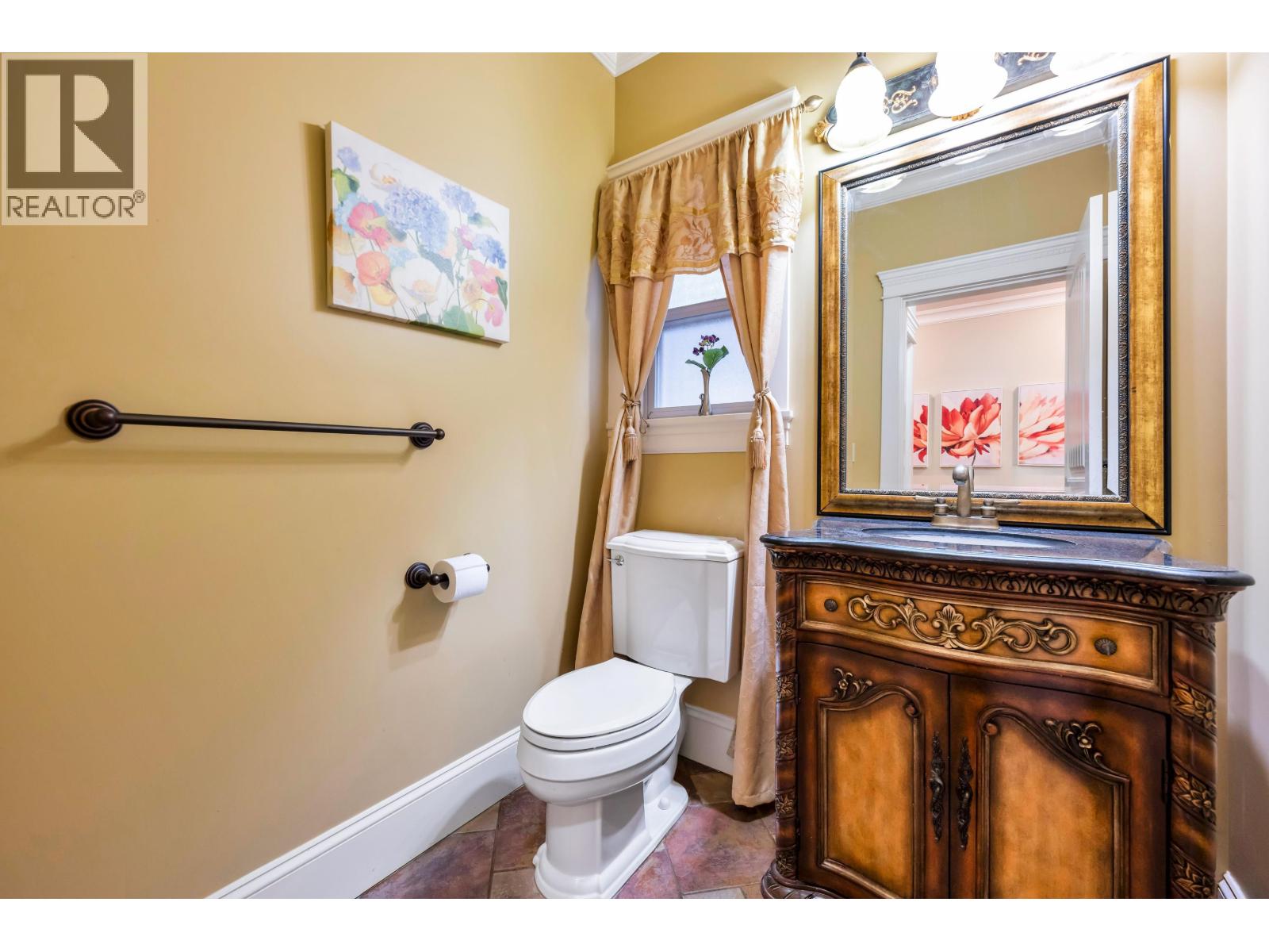 7307 2nd Street Property Photo 5