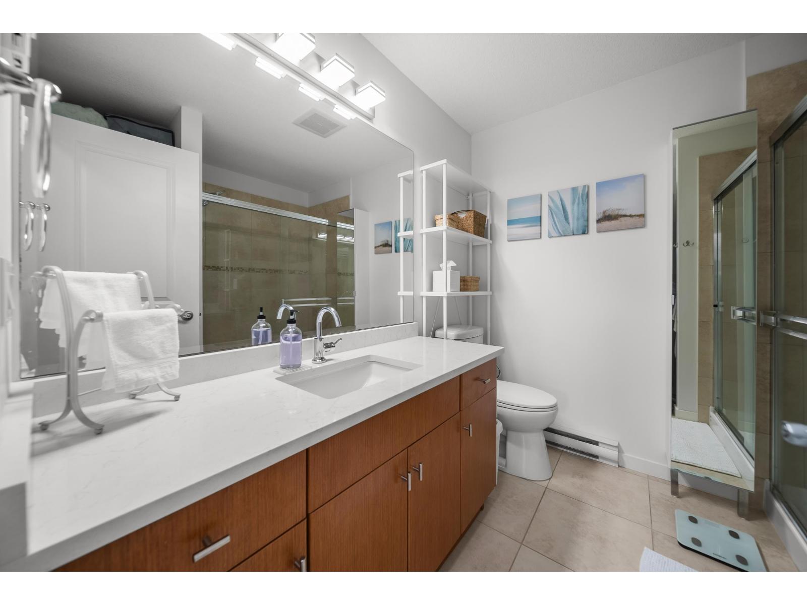 418 33318 E Bourquin Crescent Property Photo 15