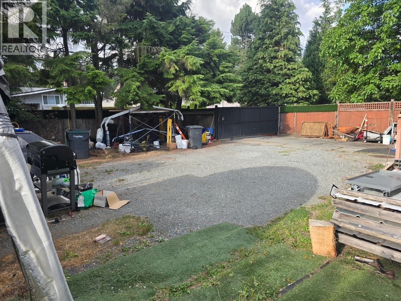 2246 Austin Avenue Property Photo 4