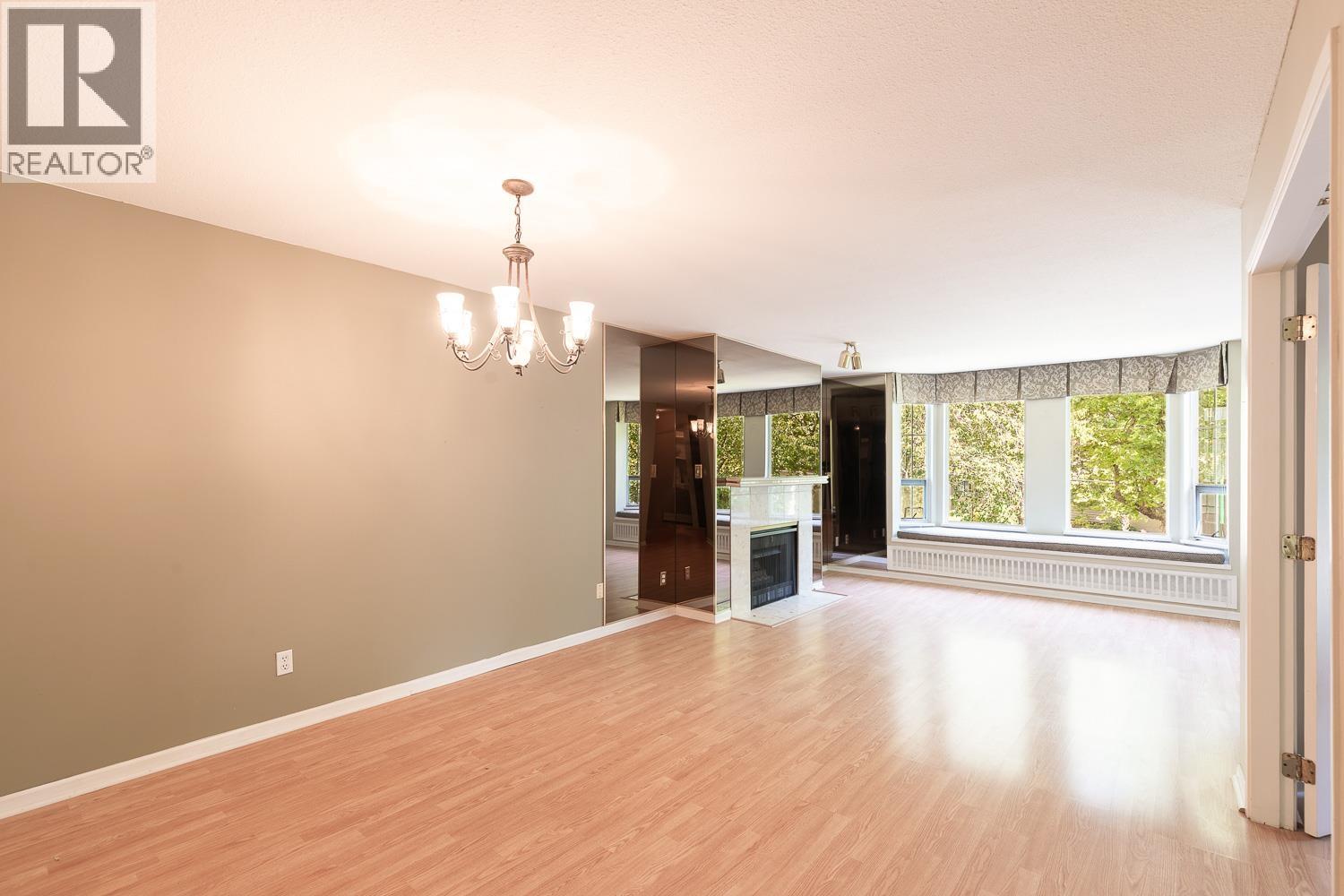 208 1695 Augusta Avenue Property Photo 2