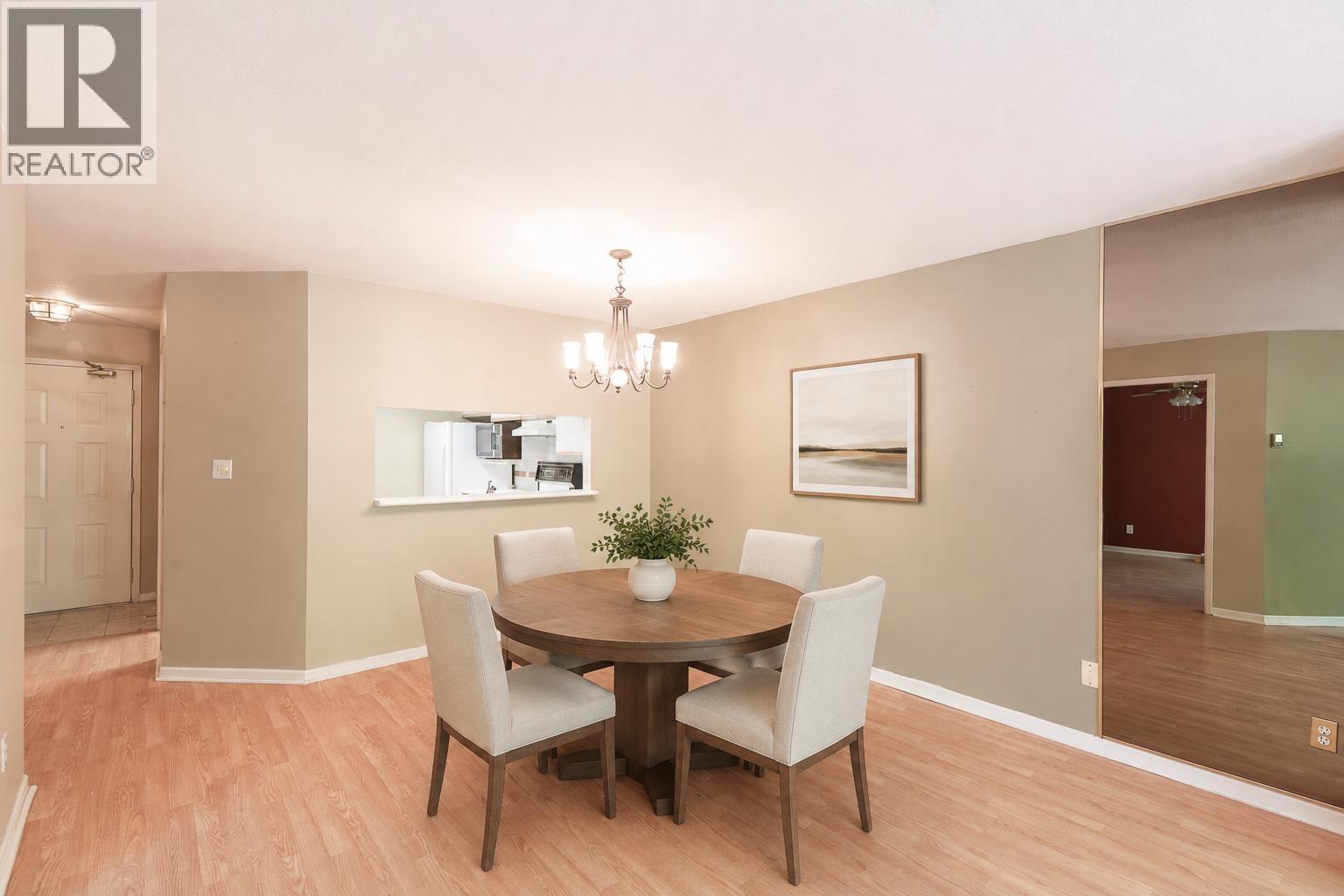 208 1695 Augusta Avenue Property Photo 8