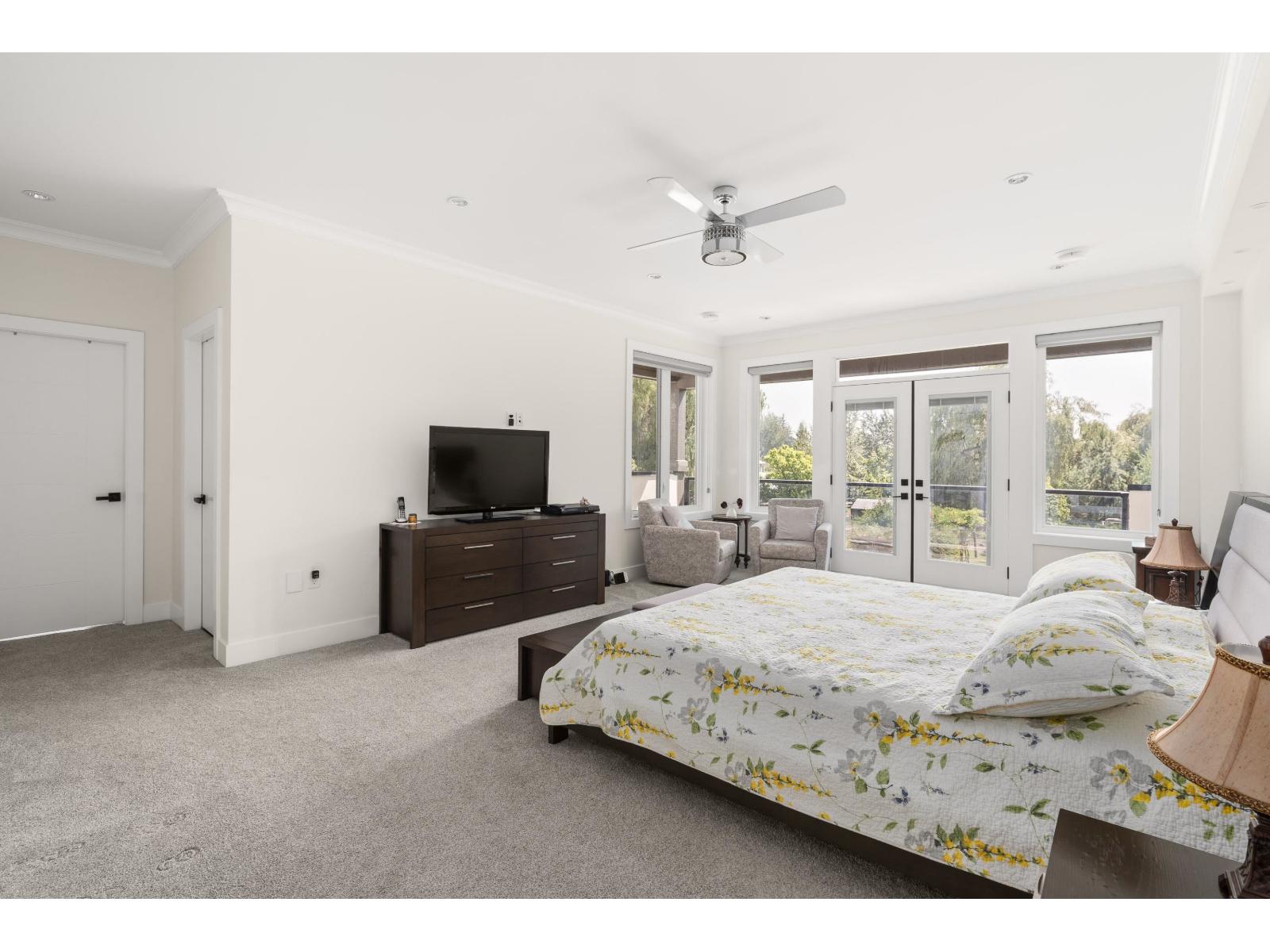 22998 74 Avenue Property Photo 17