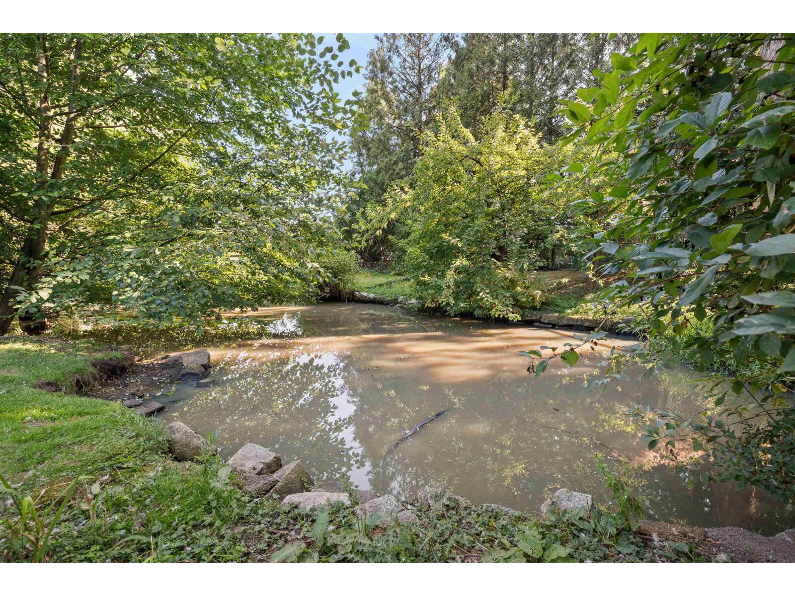 22998 74 Avenue Property Photo 34
