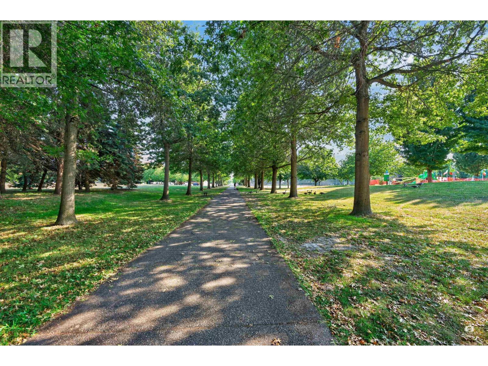 109 5860 Dover Crescent Property Photo 22
