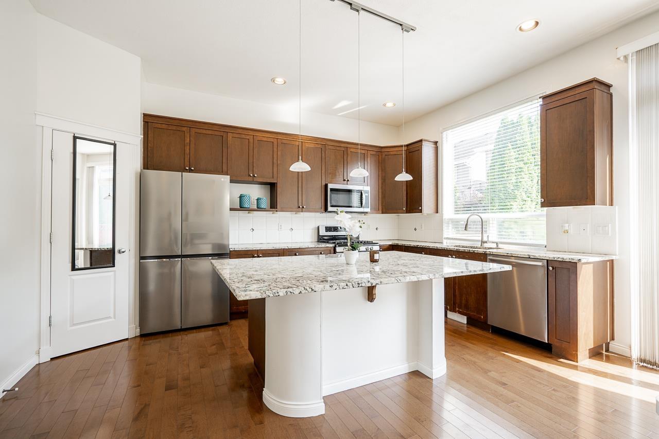 14722 59 Avenue Property Photo 9