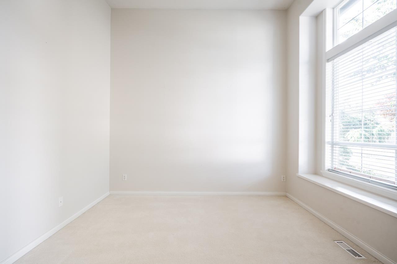 14722 59 Avenue Property Photo 15