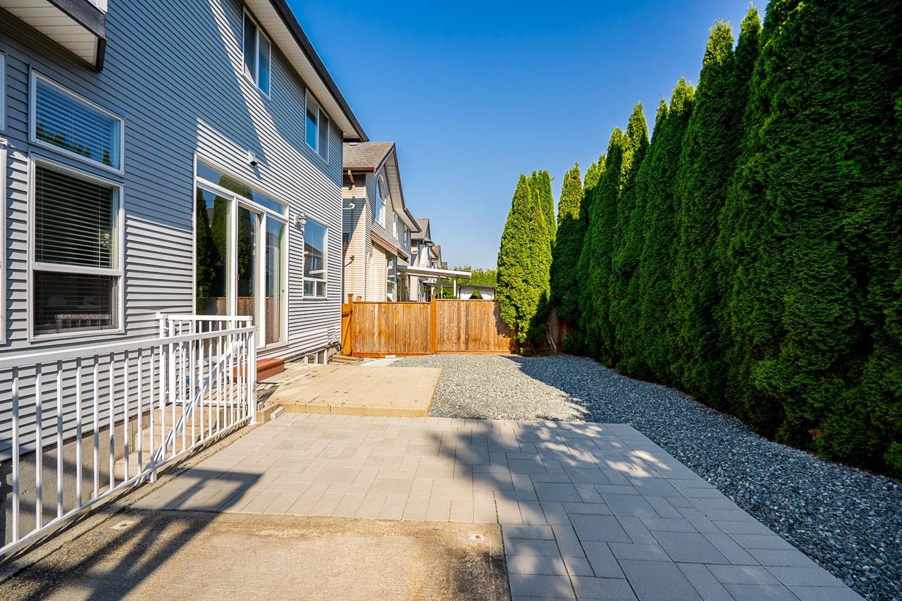 14722 59 Avenue Property Photo 36