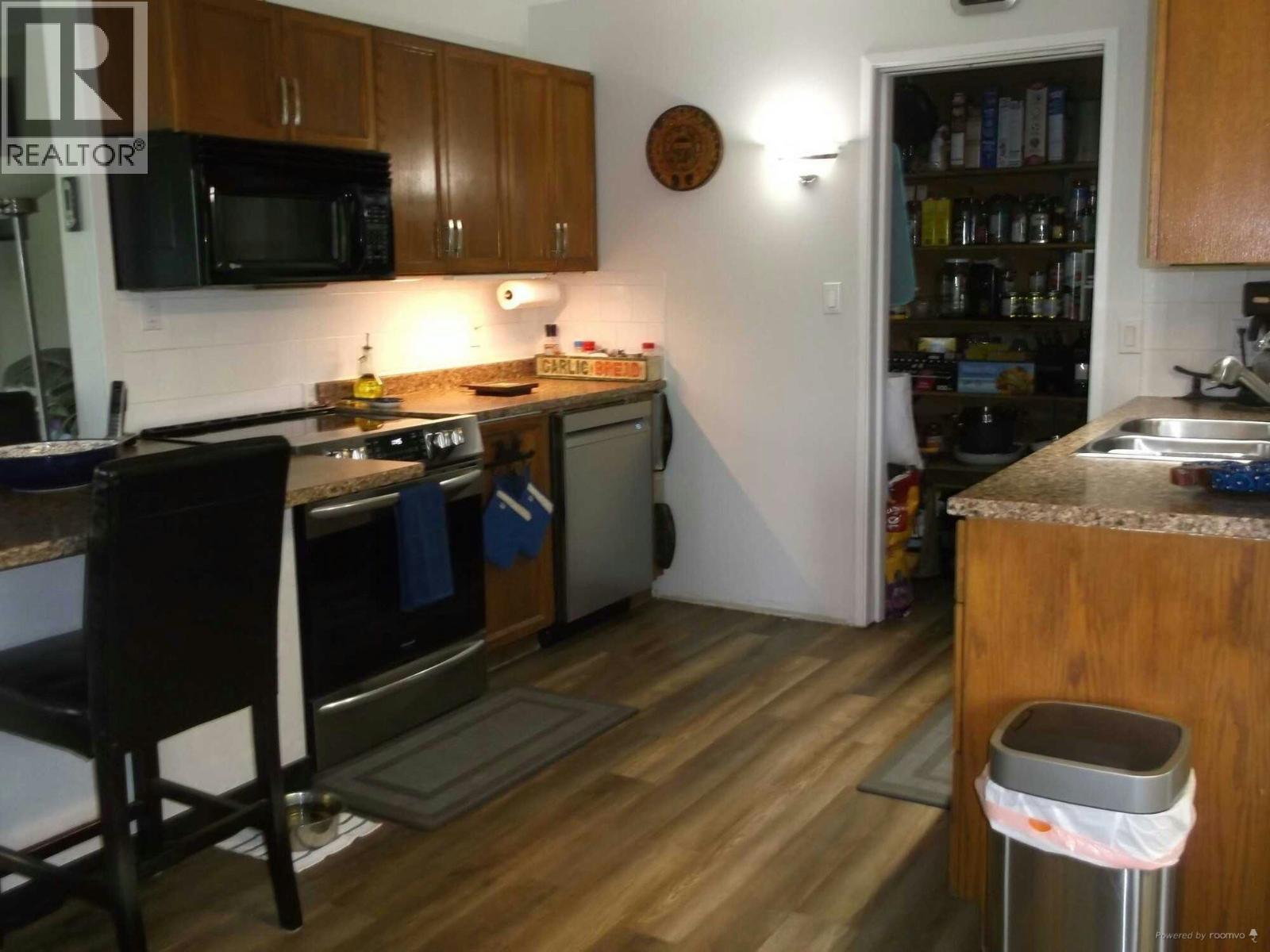 4246 Spur Road Property Photo 9