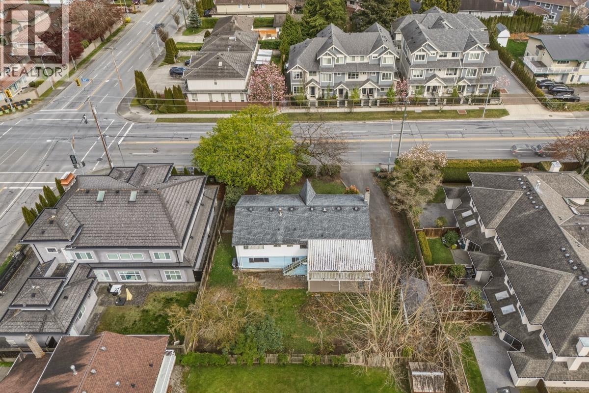 9031 NO. 2 ROAD Property Photo 1