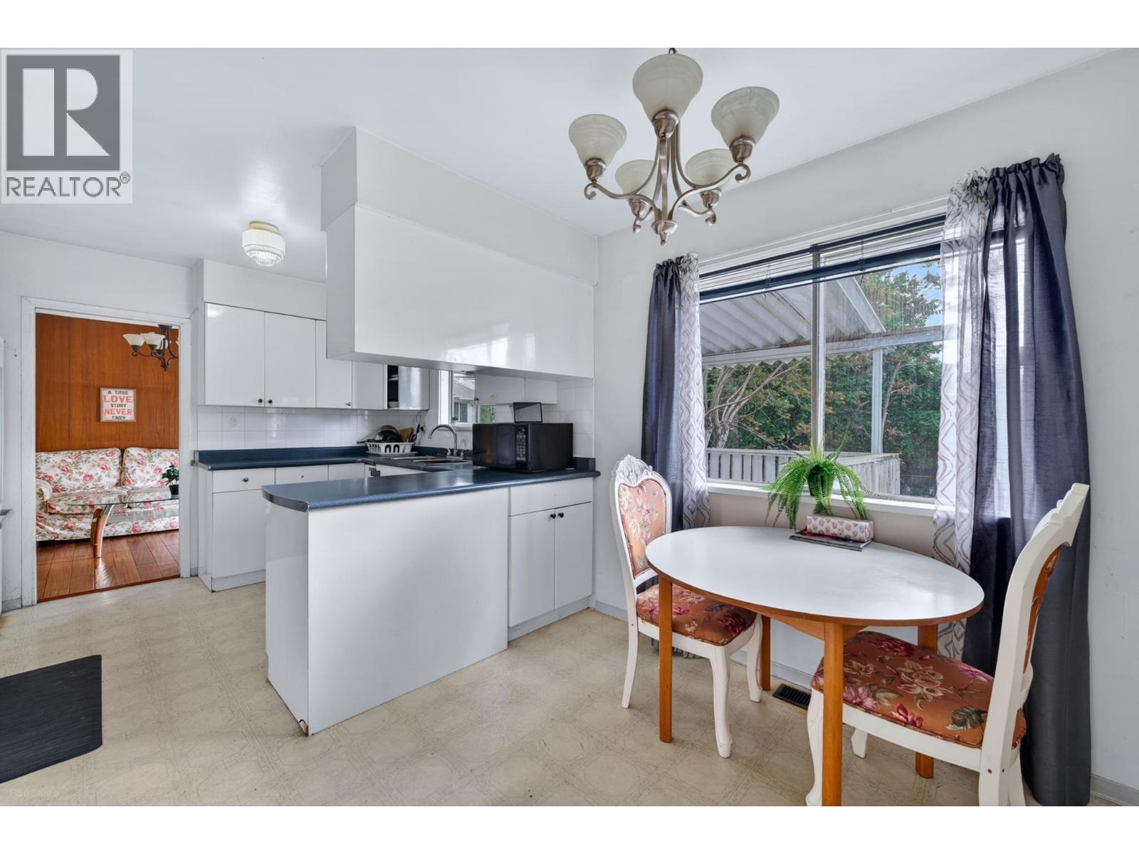 9031 No. 2 Road Property Photo 2