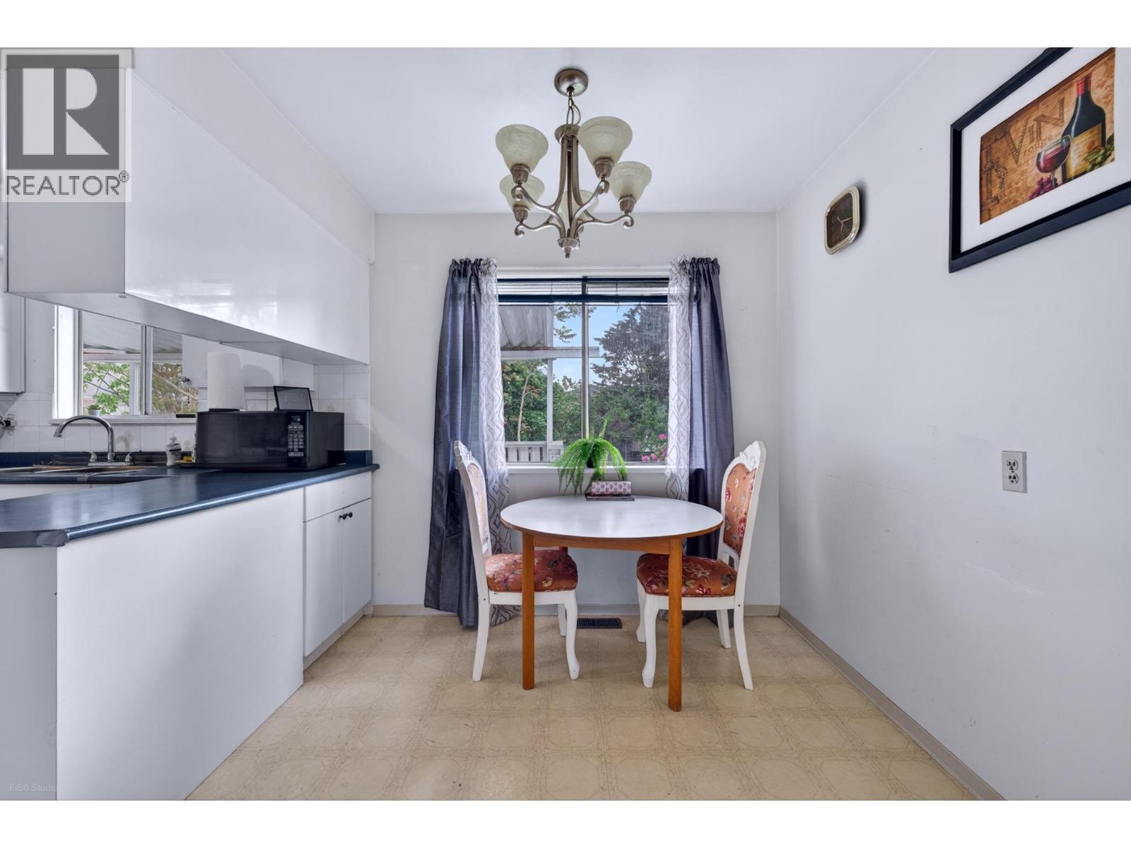9031 No. 2 Road Property Photo 8