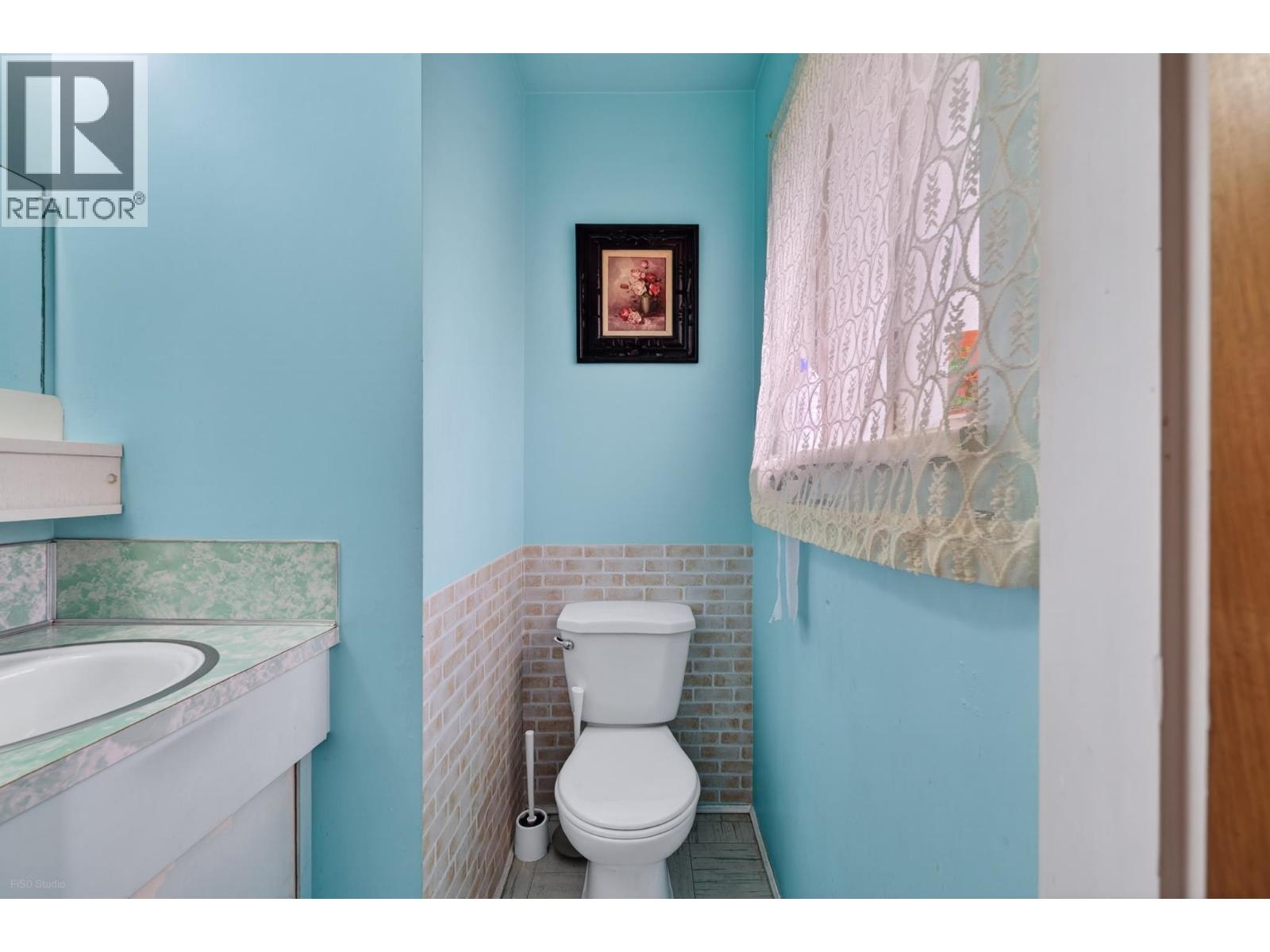 9031 No. 2 Road Property Photo 12