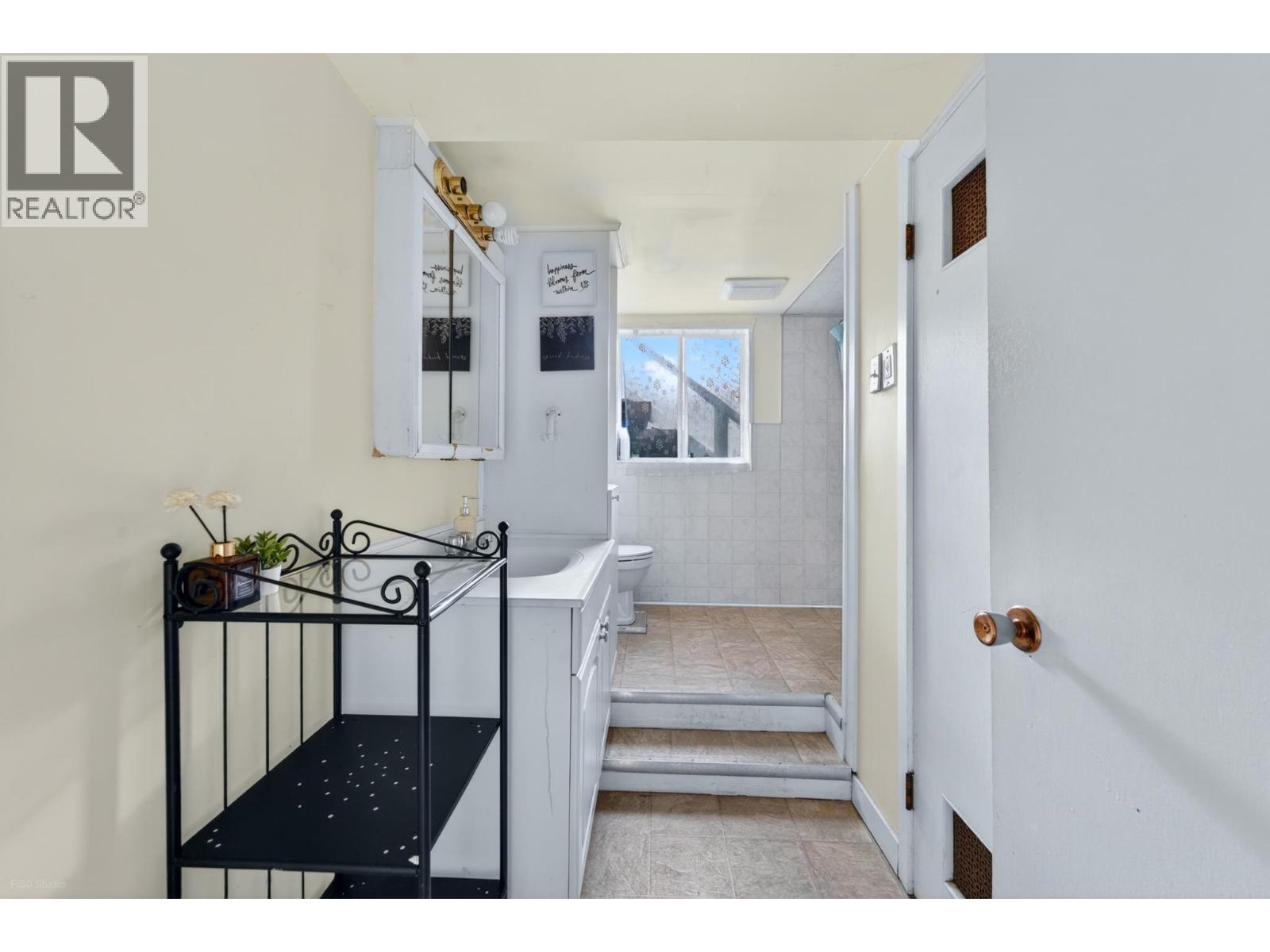 9031 No. 2 Road Property Photo 25