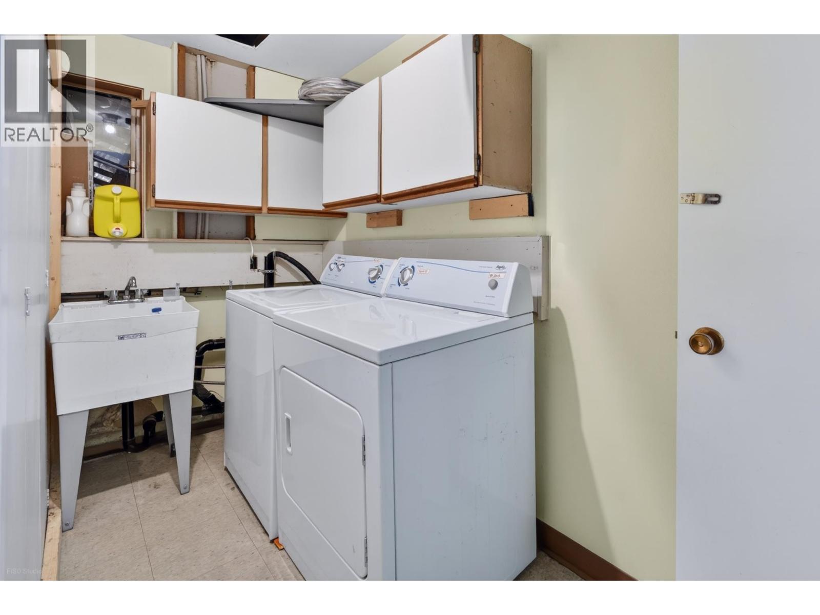 9031 No. 2 Road Property Photo 27