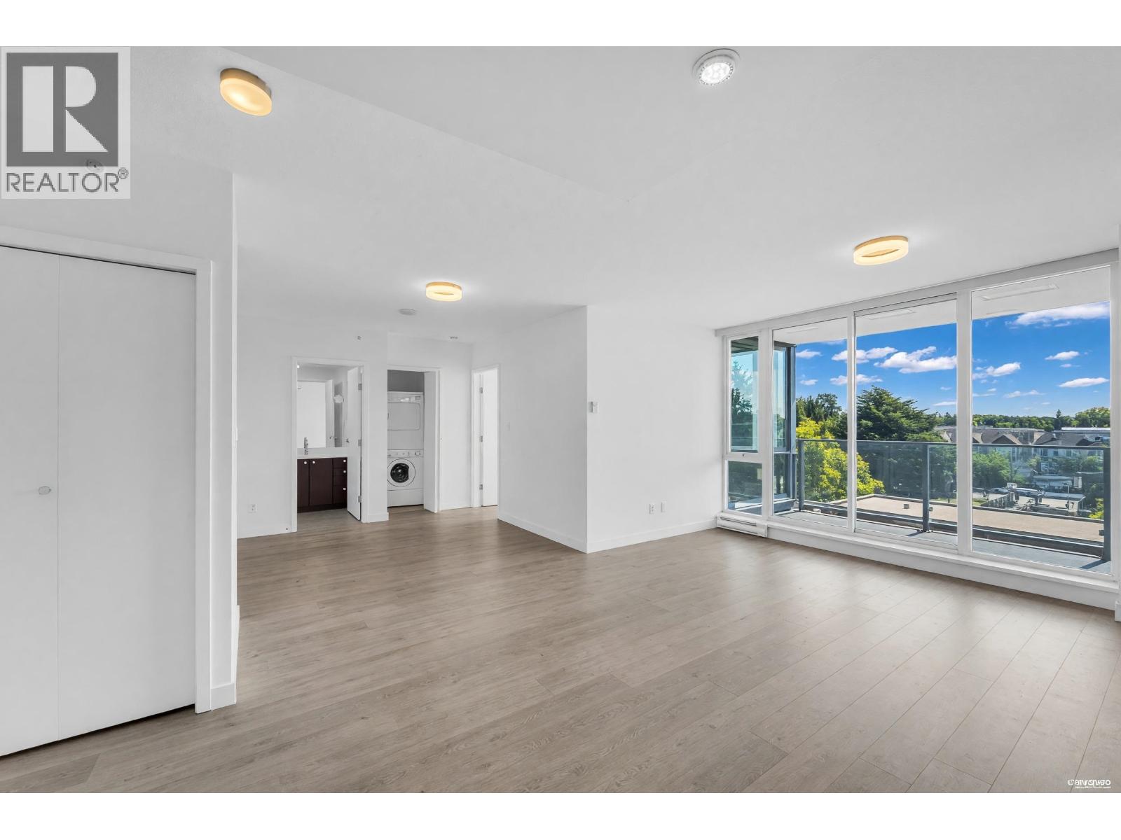 607 7080 No. 3 Road Property Photo 15