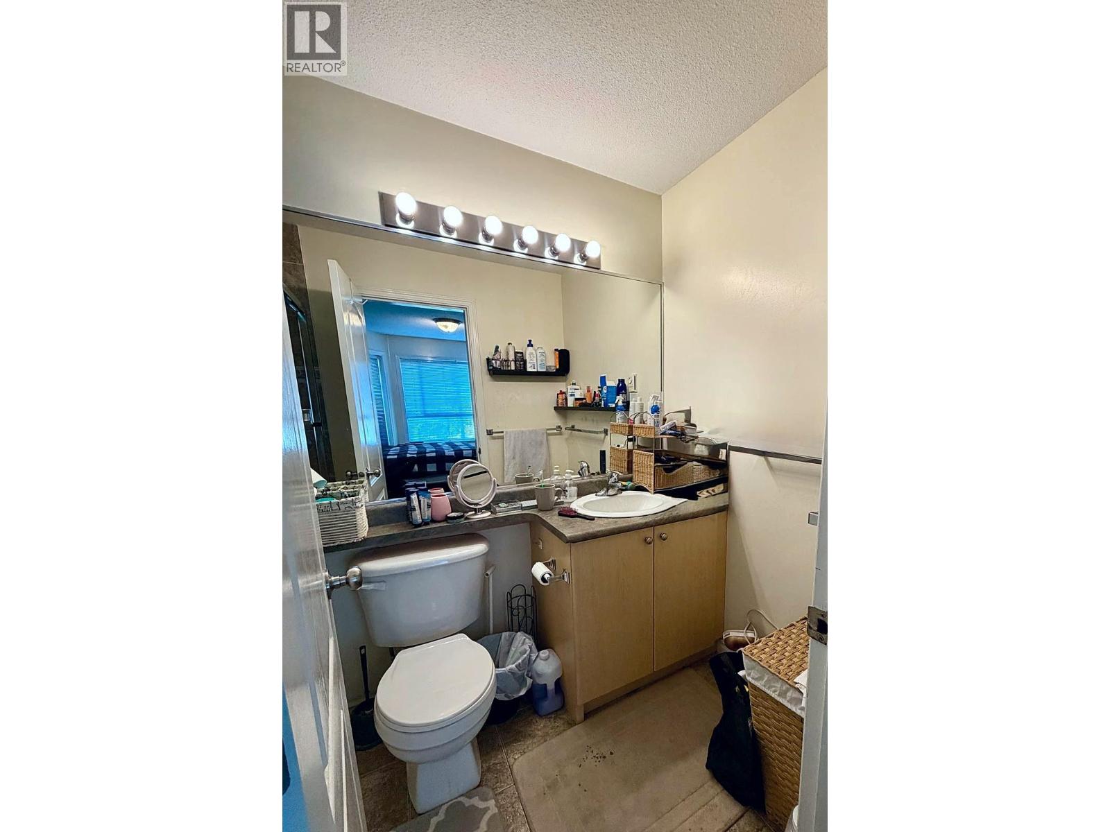 7 8080 Bennett Road Property Photo 9