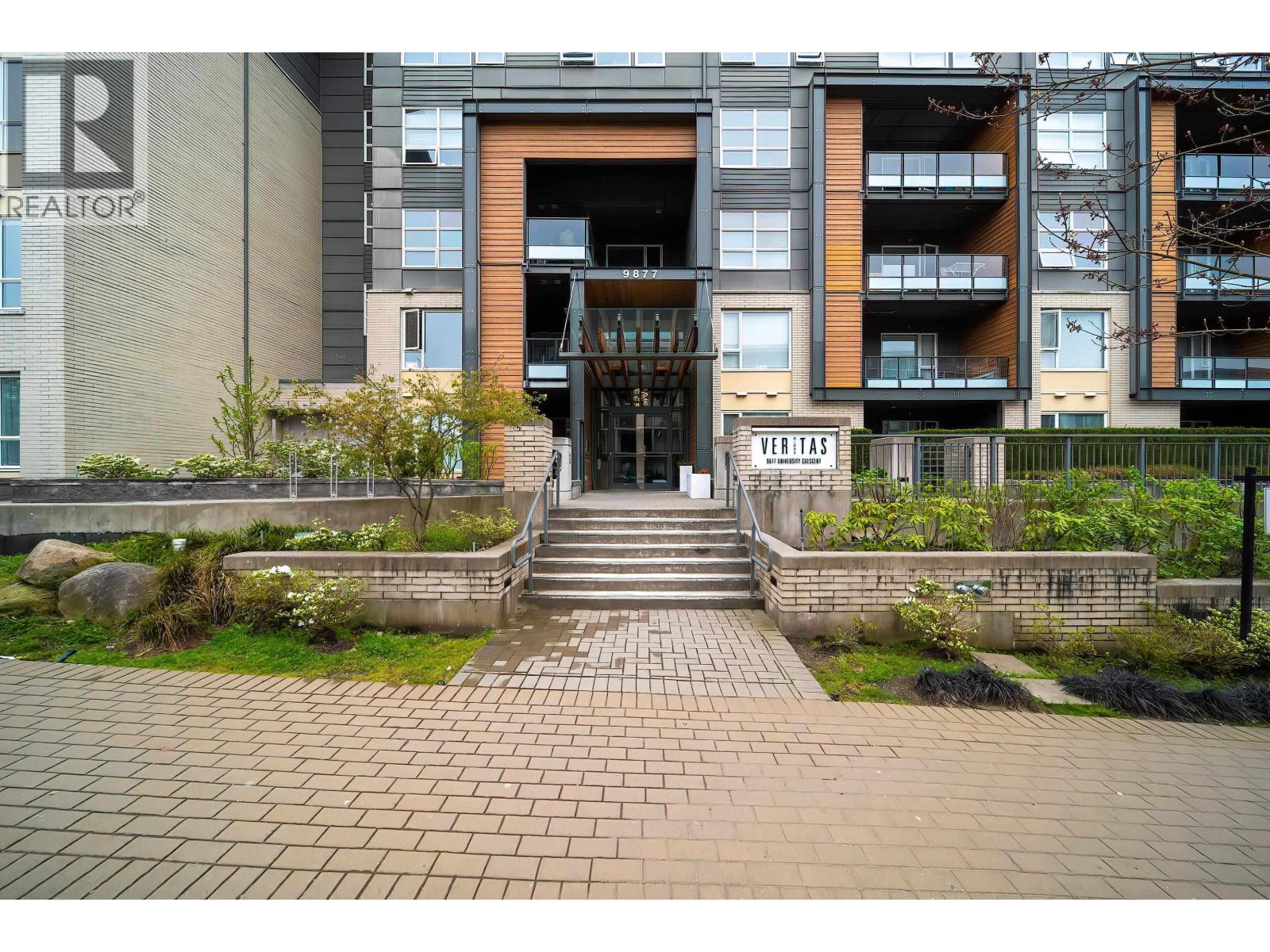 310 9877 University Crescent Property Photo 2
