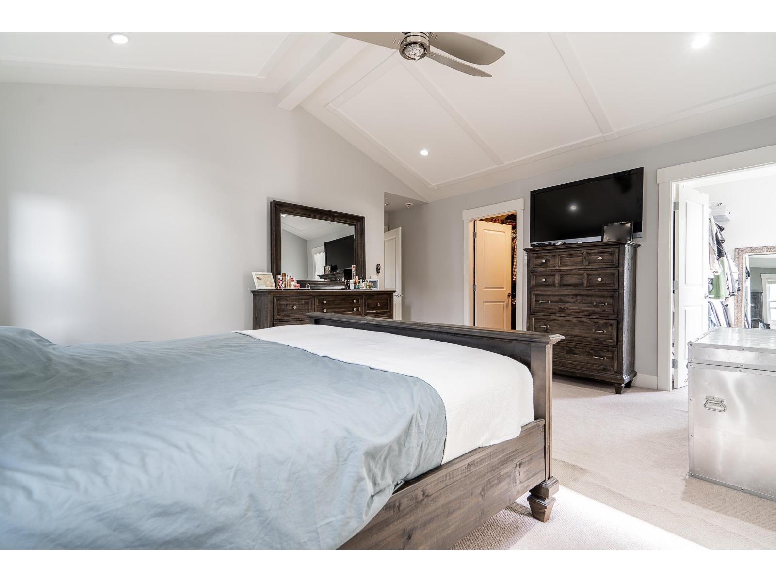 6801 206 Street Property Photo 15