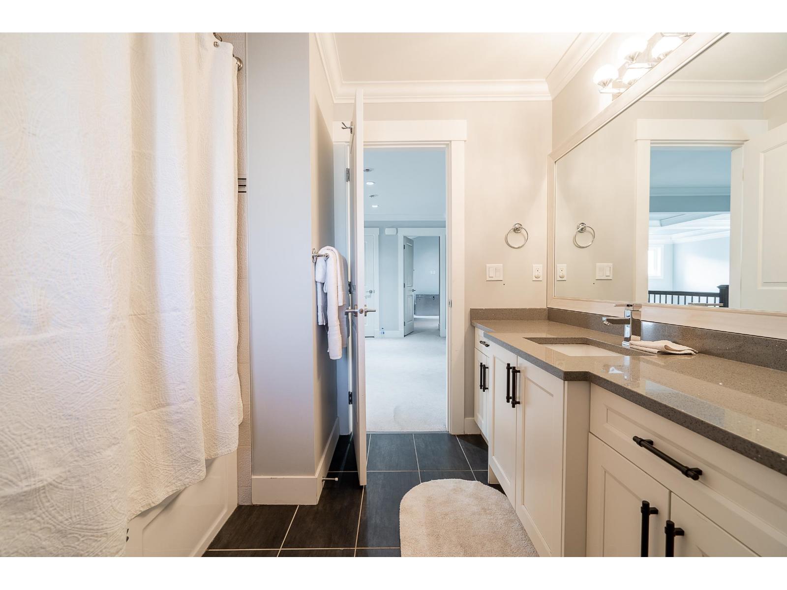 6801 206 Street Property Photo 20