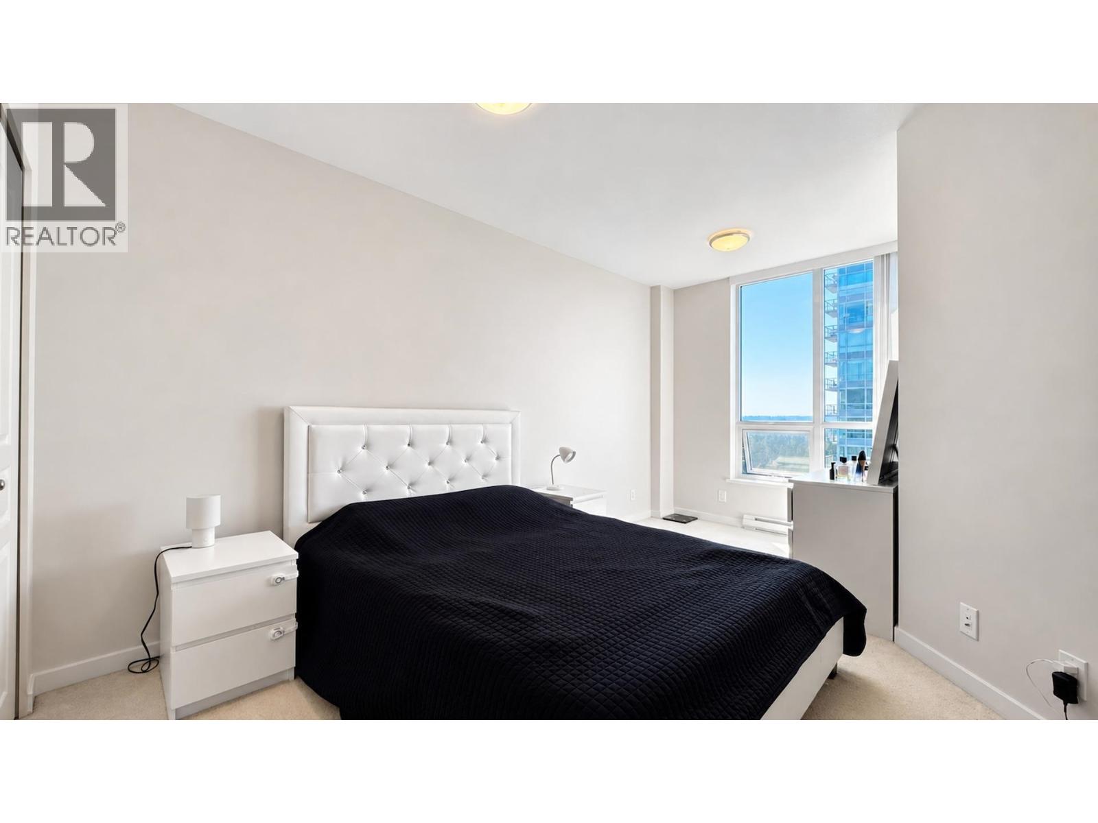 1805 3093 Windsor Gate Property Photo 10